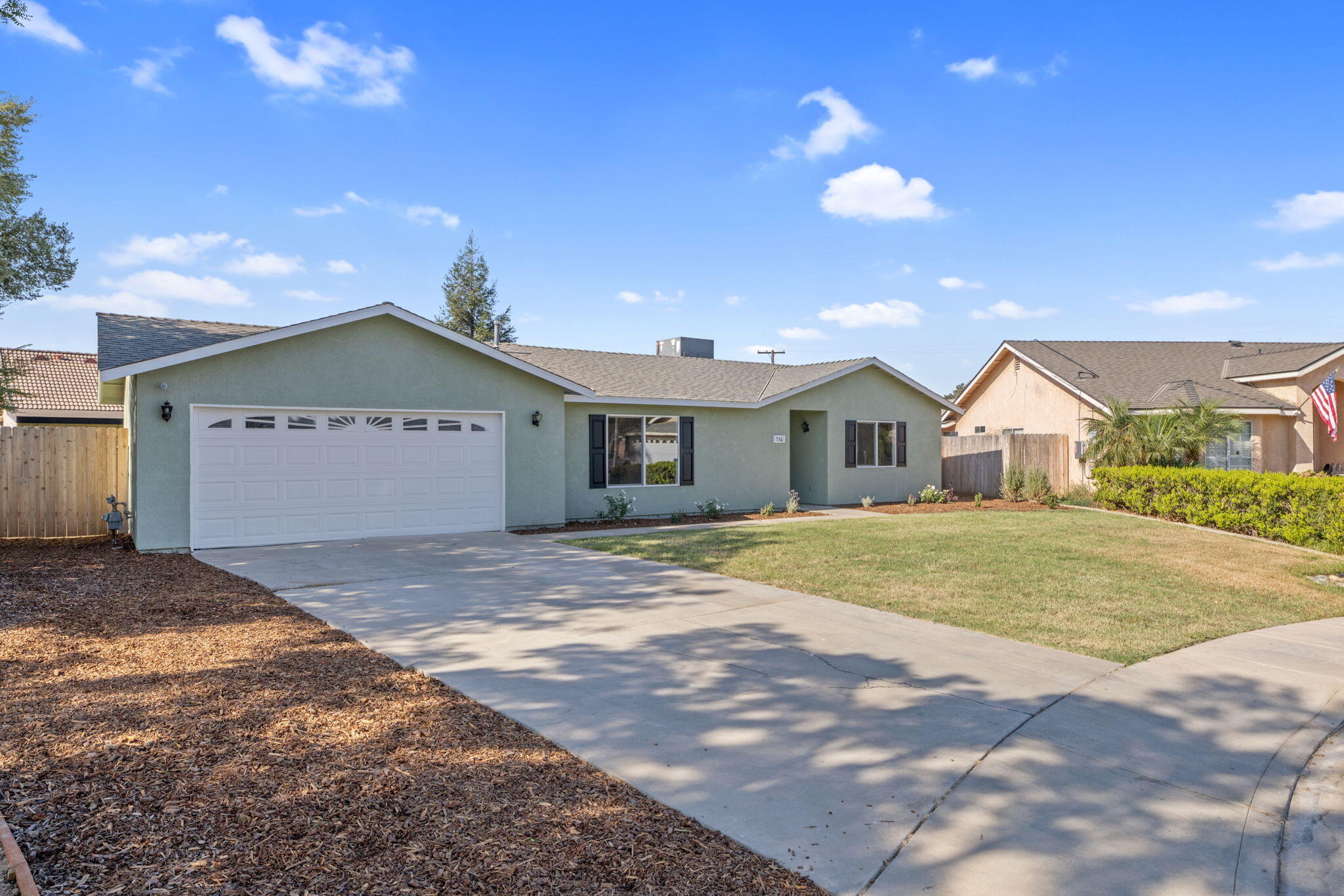 536 Cosart Ct, Exeter, CA 93221