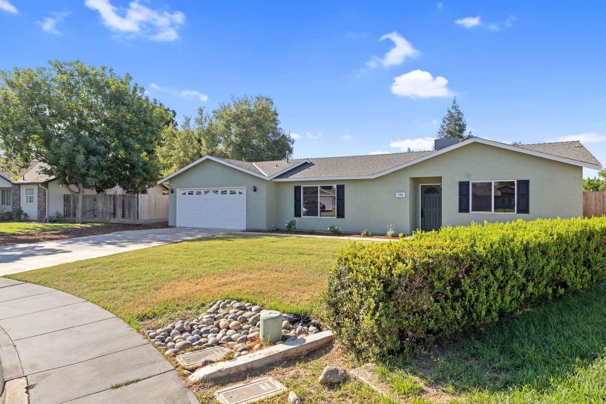 536 Cosart Ct, Exeter, CA 93221
