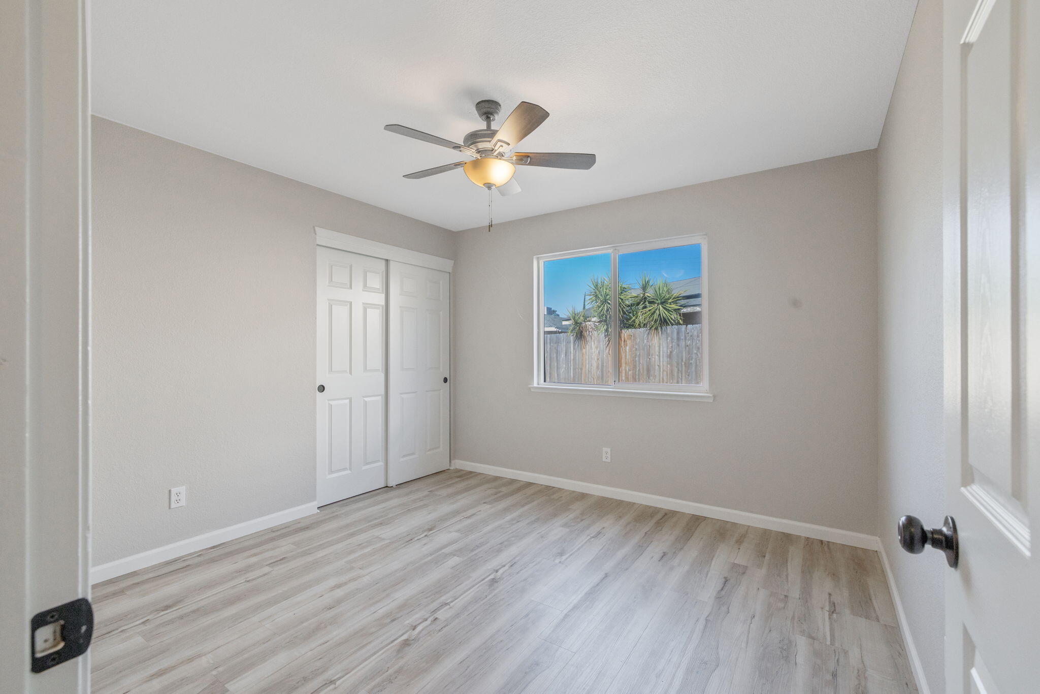 536 Cosart Ct, Exeter, CA 93221