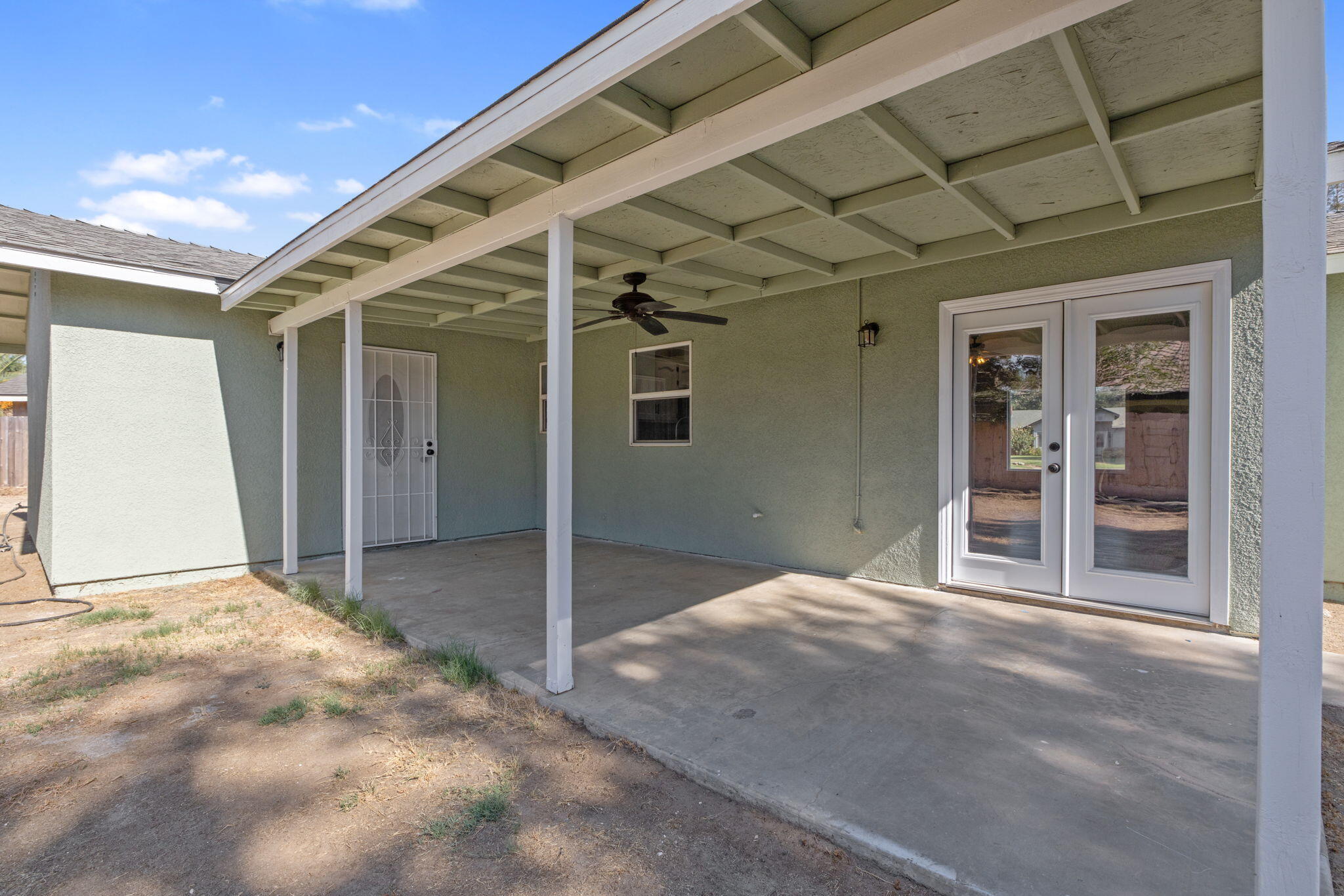 536 Cosart Ct, Exeter, CA 93221