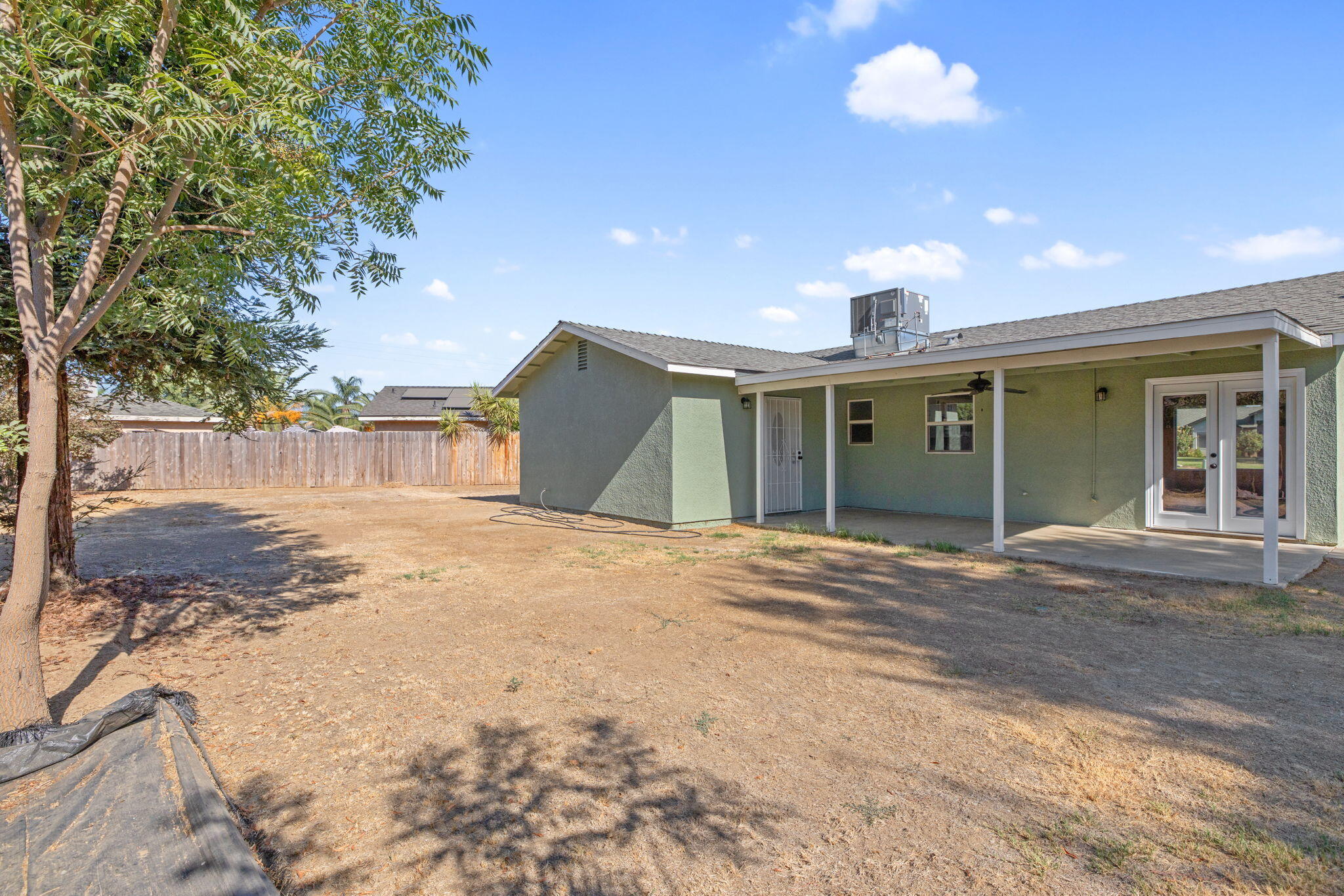 536 Cosart Ct, Exeter, CA 93221