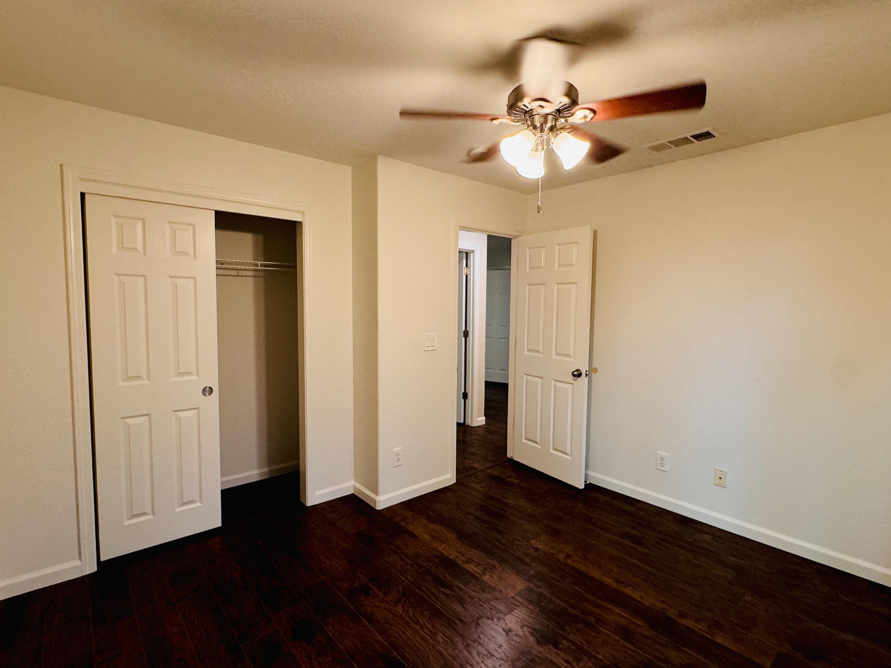 5824 E Kaviland Ave, Fresno, CA 93727