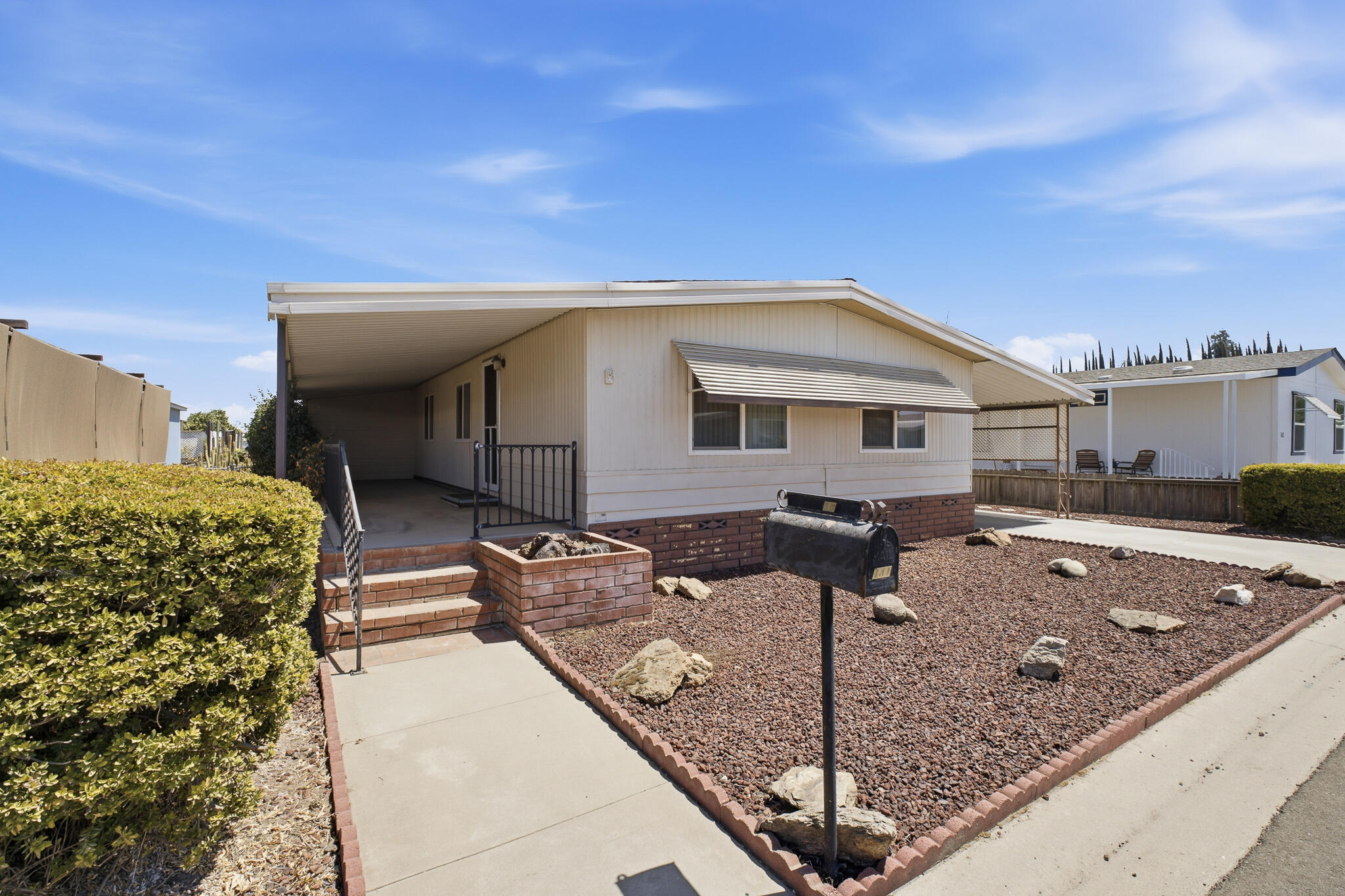 2627 W Midvalley Ave #141, Visalia, CA 93277