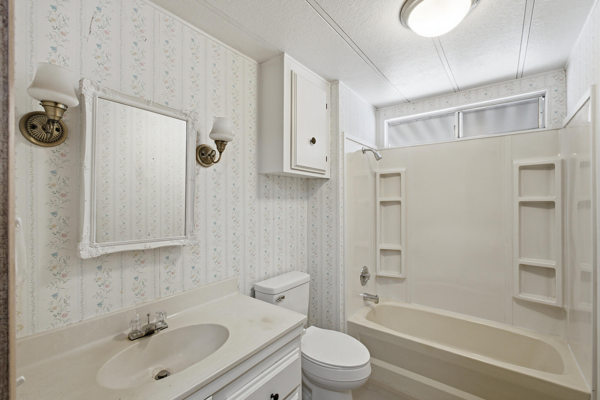 2627 W Midvalley Ave #141, Visalia, CA 93277