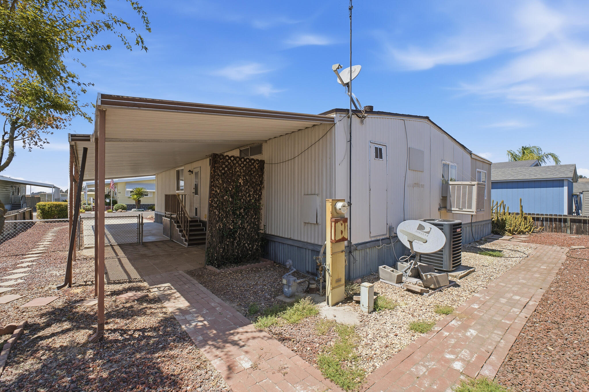 2627 W Midvalley Ave #141, Visalia, CA 93277