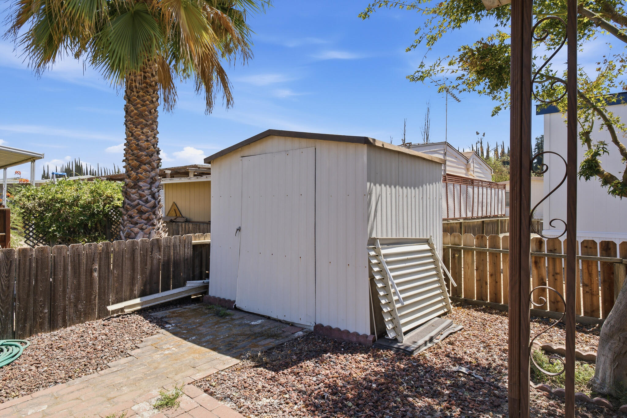 2627 W Midvalley Ave #141, Visalia, CA 93277