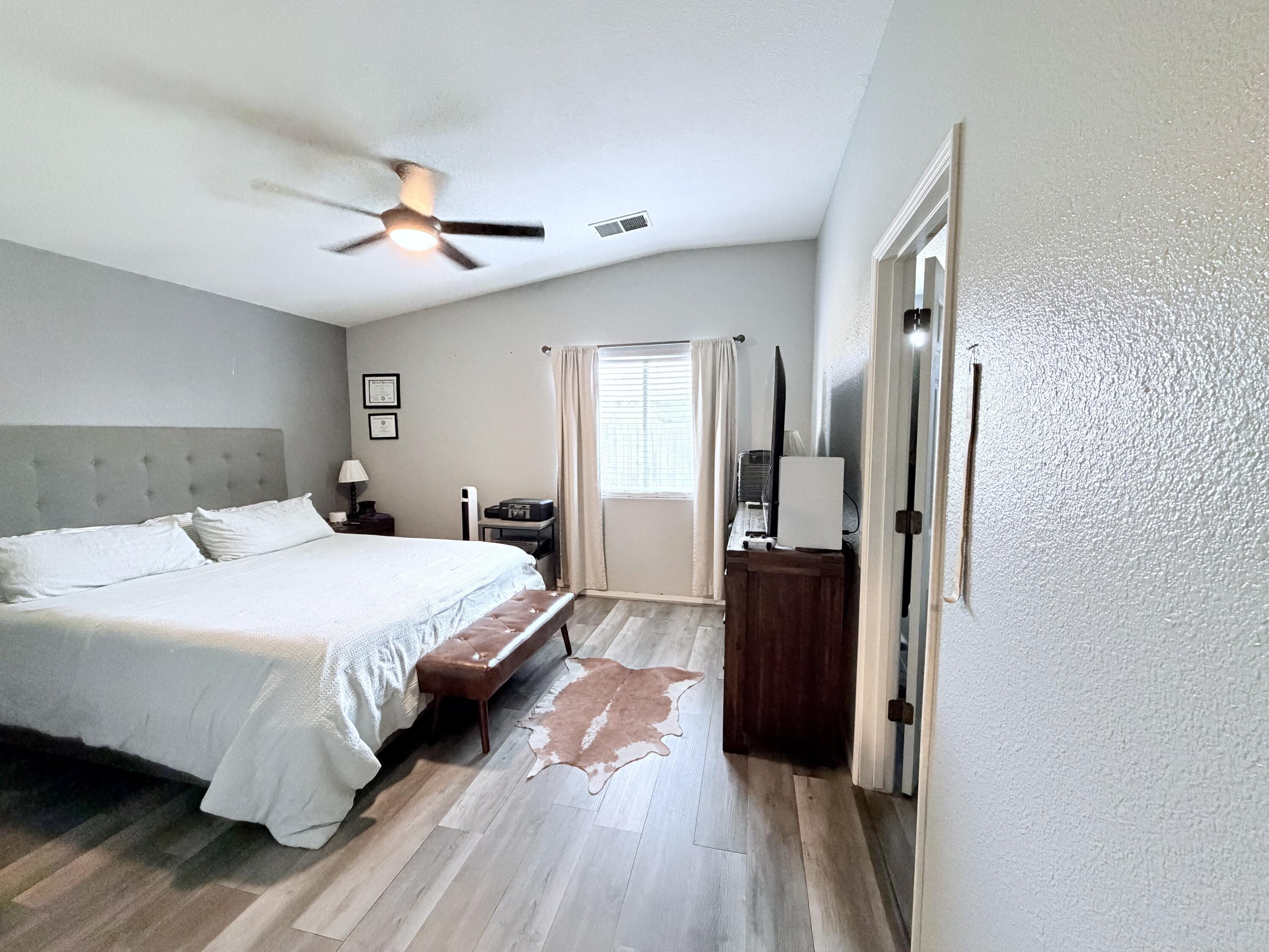 1729 E Monte Verde Ave, Visalia, CA 93292