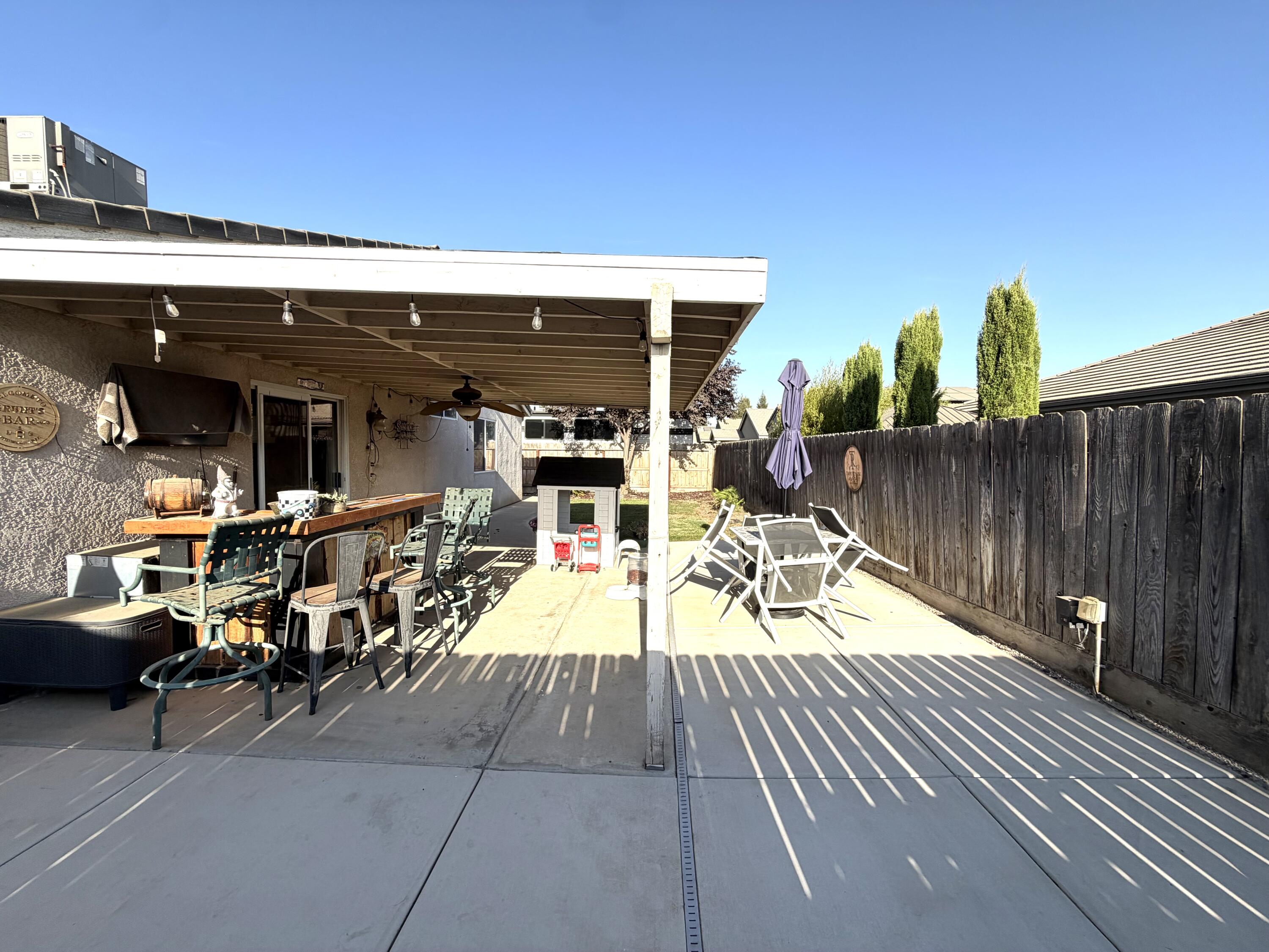1729 E Monte Verde Ave, Visalia, CA 93292