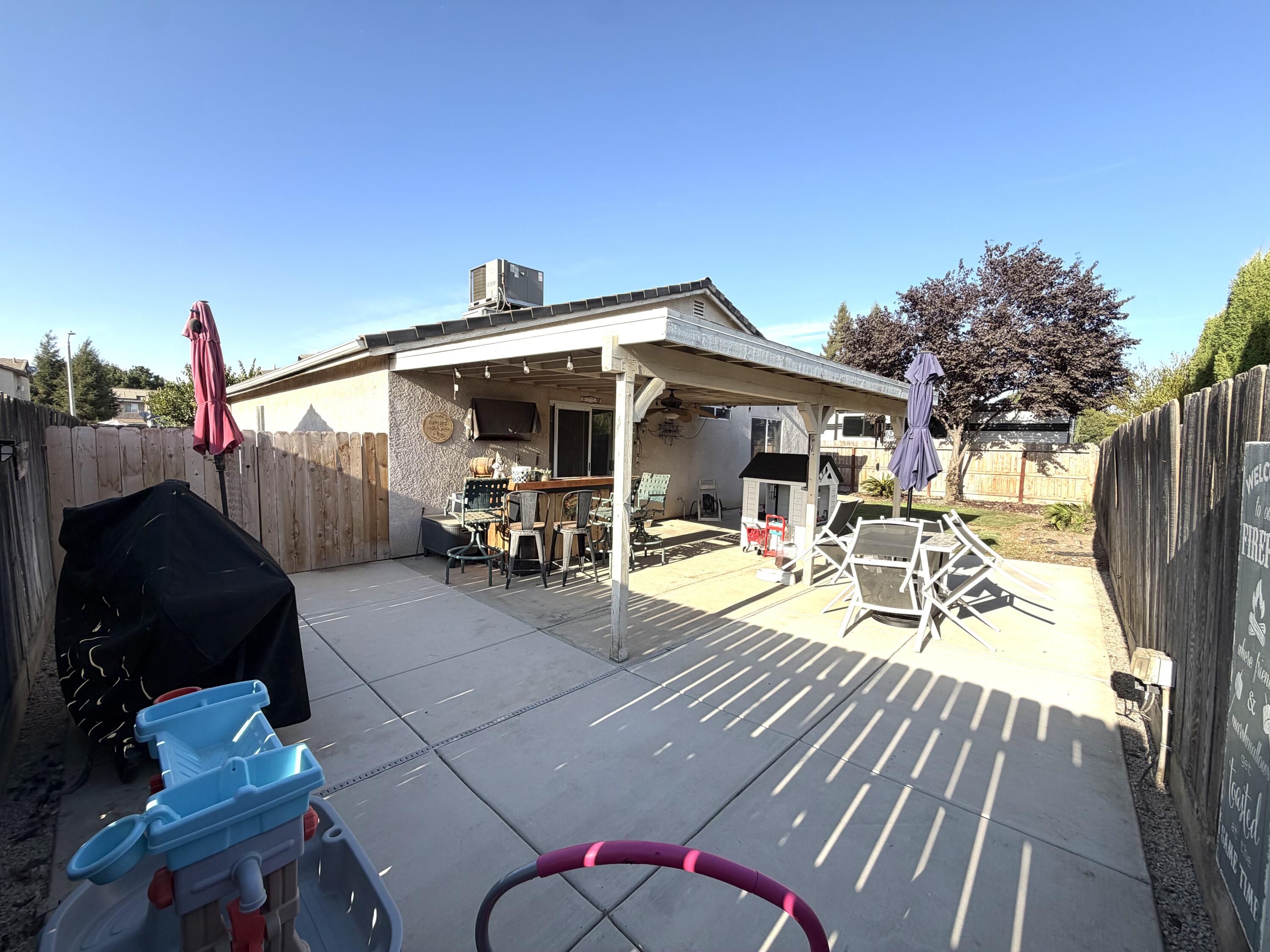 1729 E Monte Verde Ave, Visalia, CA 93292