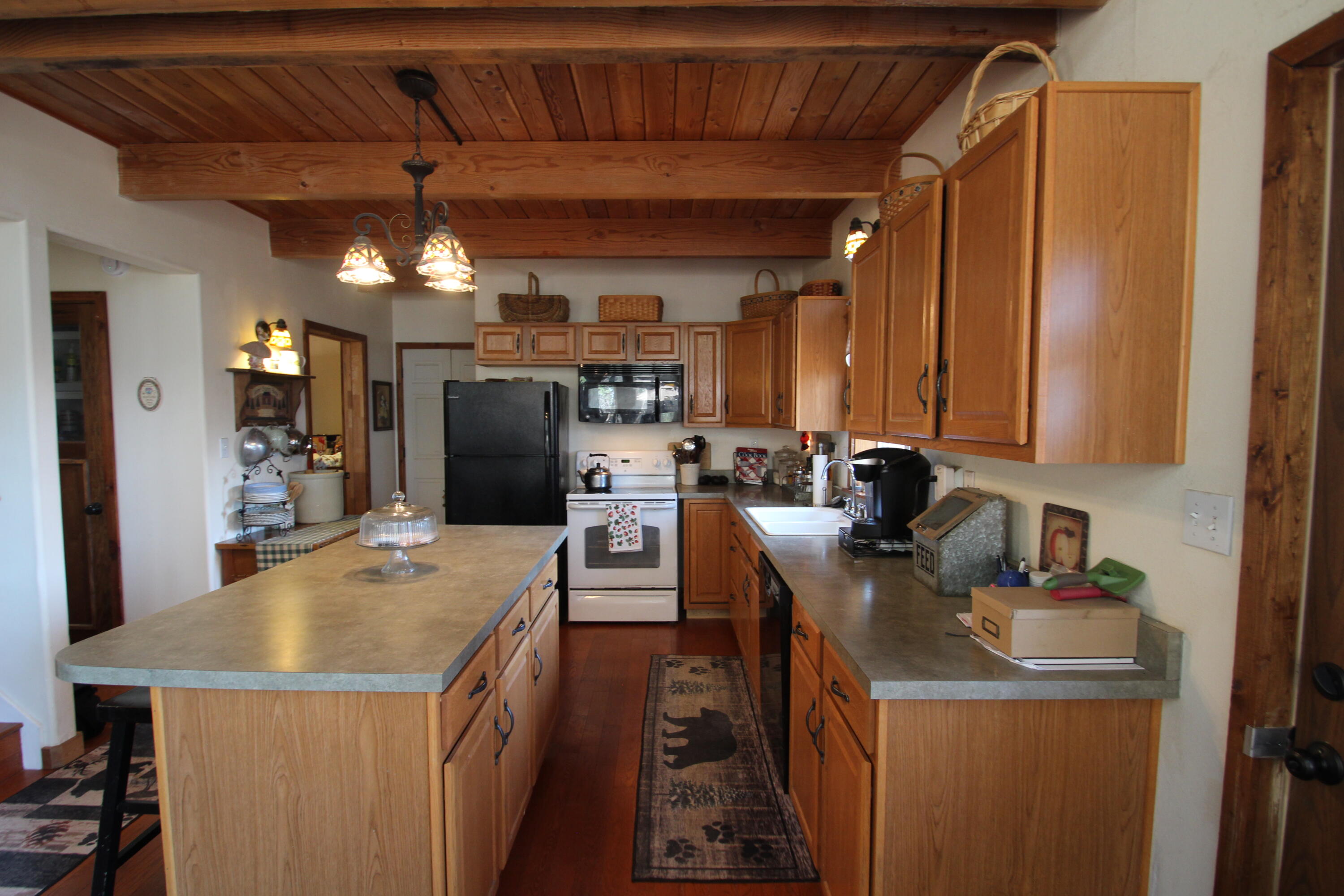53434 Redwood Dr, Springville, CA 93265