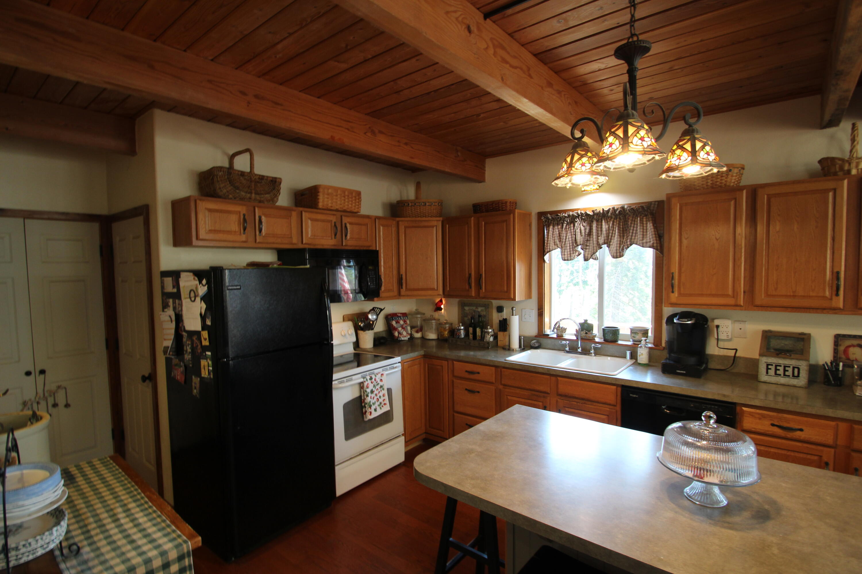 53434 Redwood Dr, Springville, CA 93265