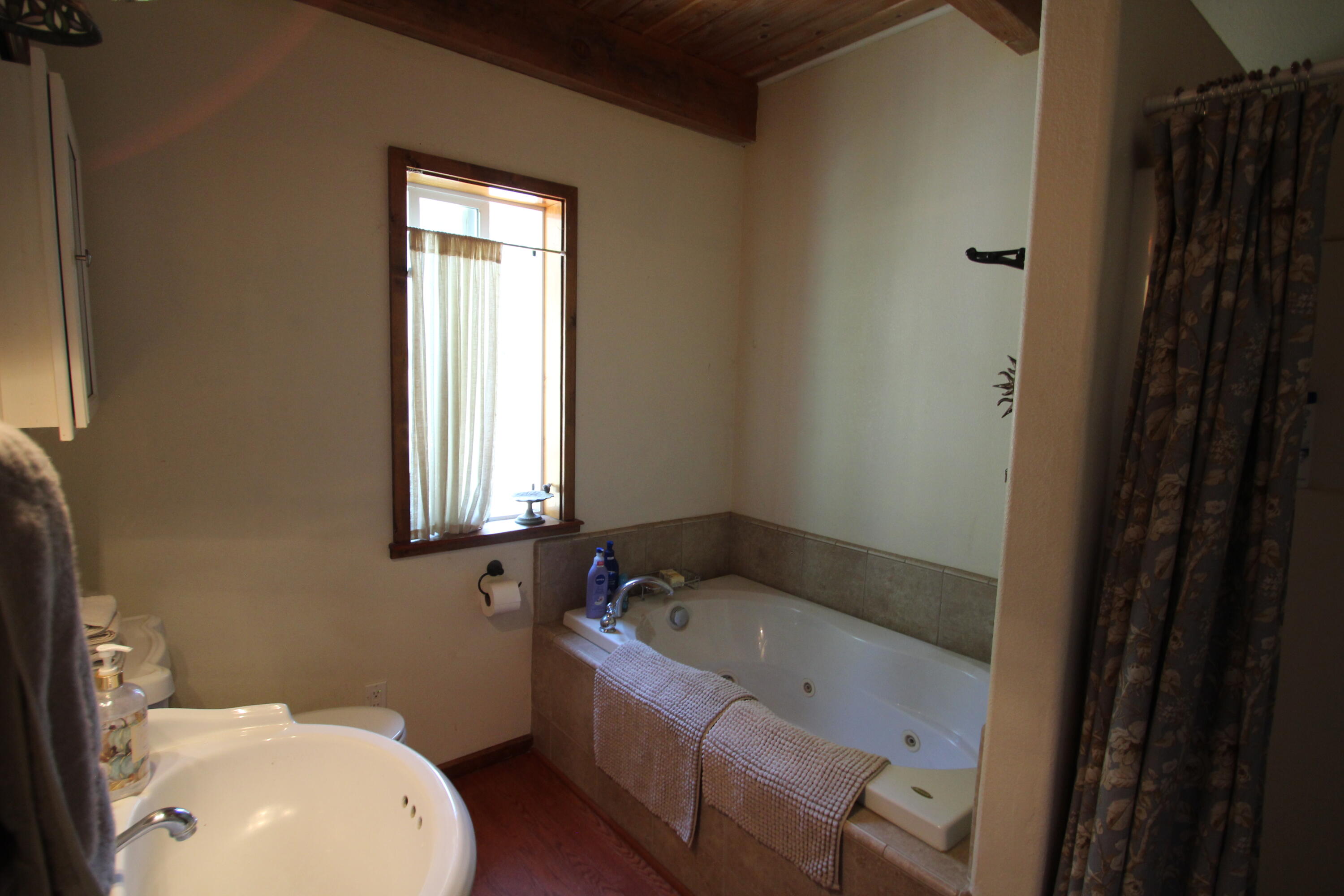 53434 Redwood Dr, Springville, CA 93265