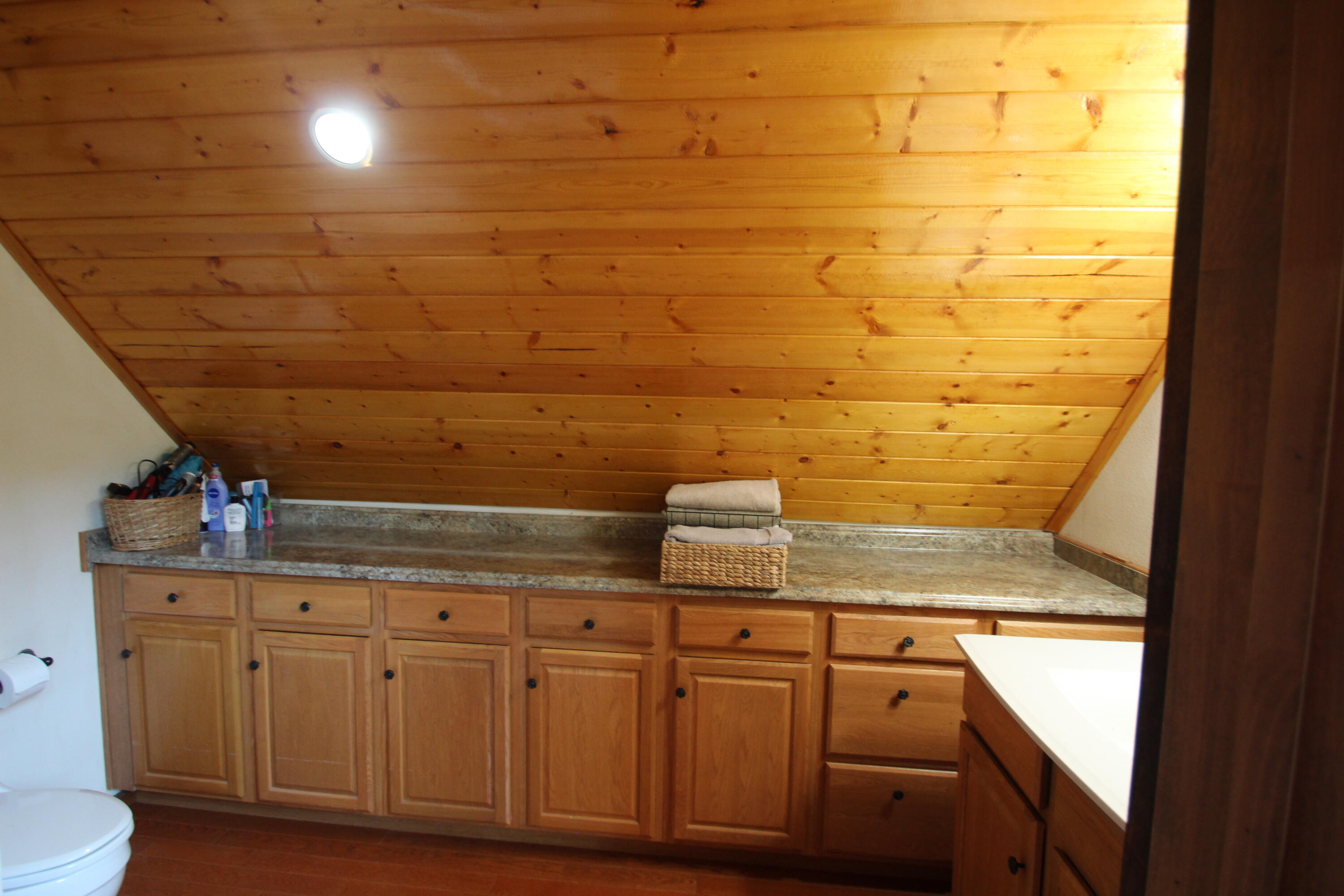 53434 Redwood Dr, Springville, CA 93265