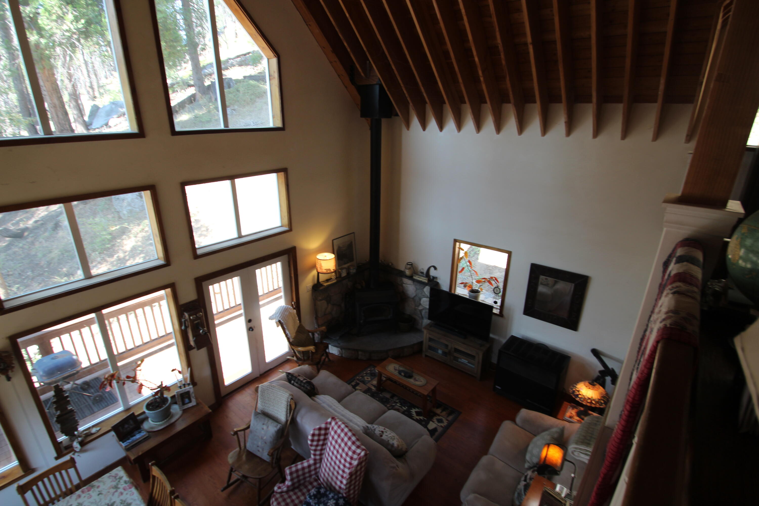 53434 Redwood Dr, Springville, CA 93265