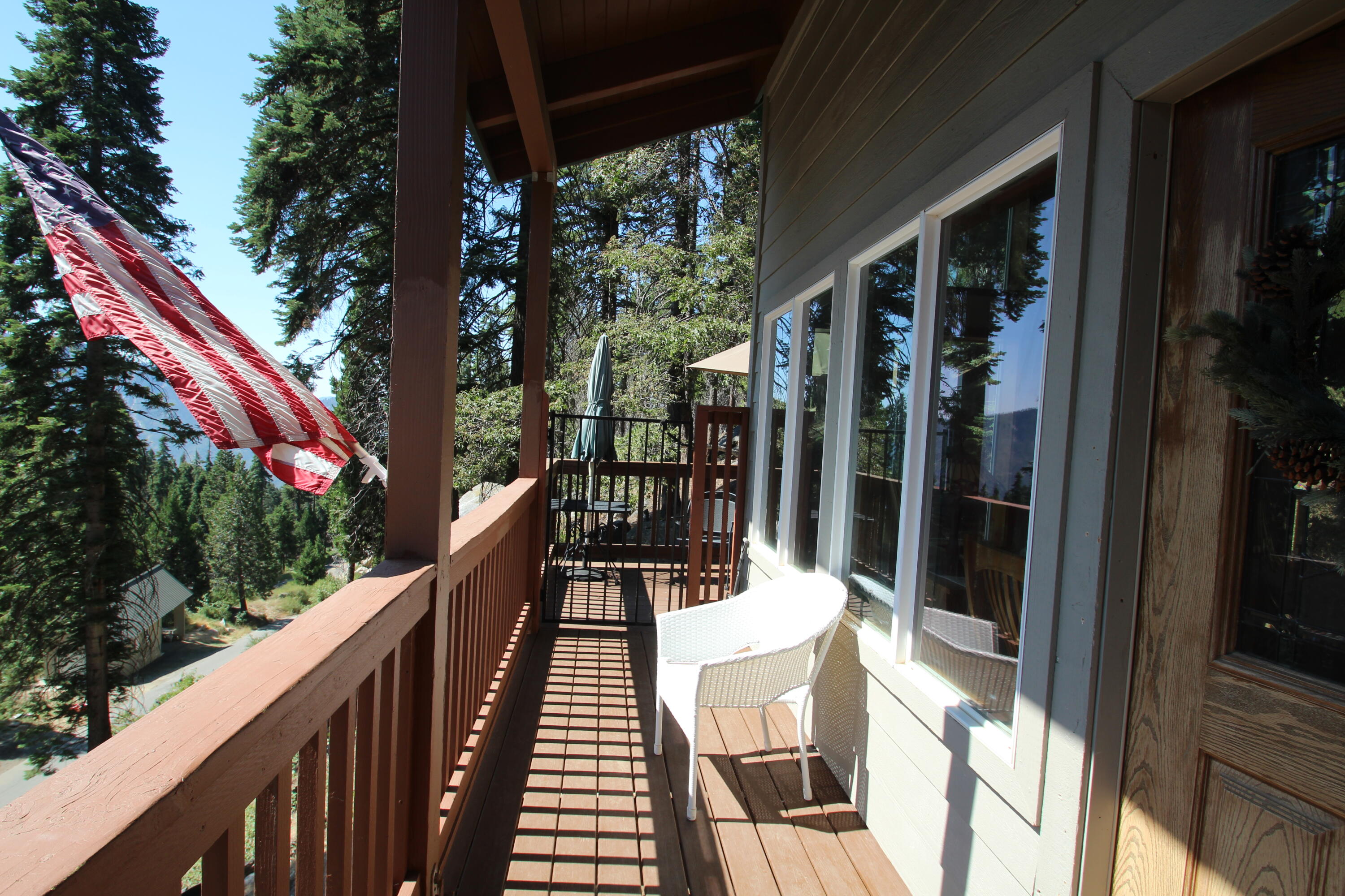 53434 Redwood Dr, Springville, CA 93265