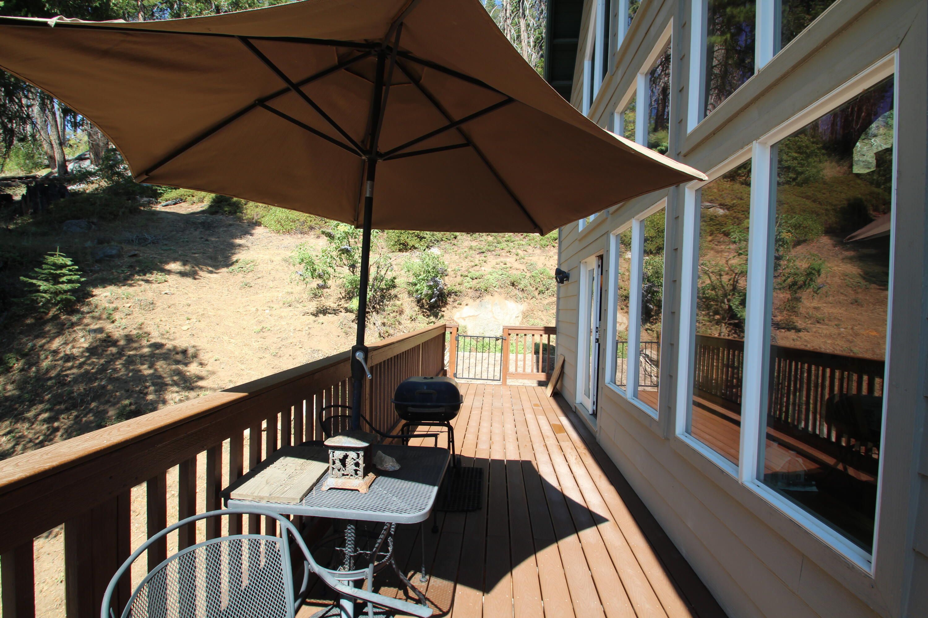 53434 Redwood Dr, Springville, CA 93265