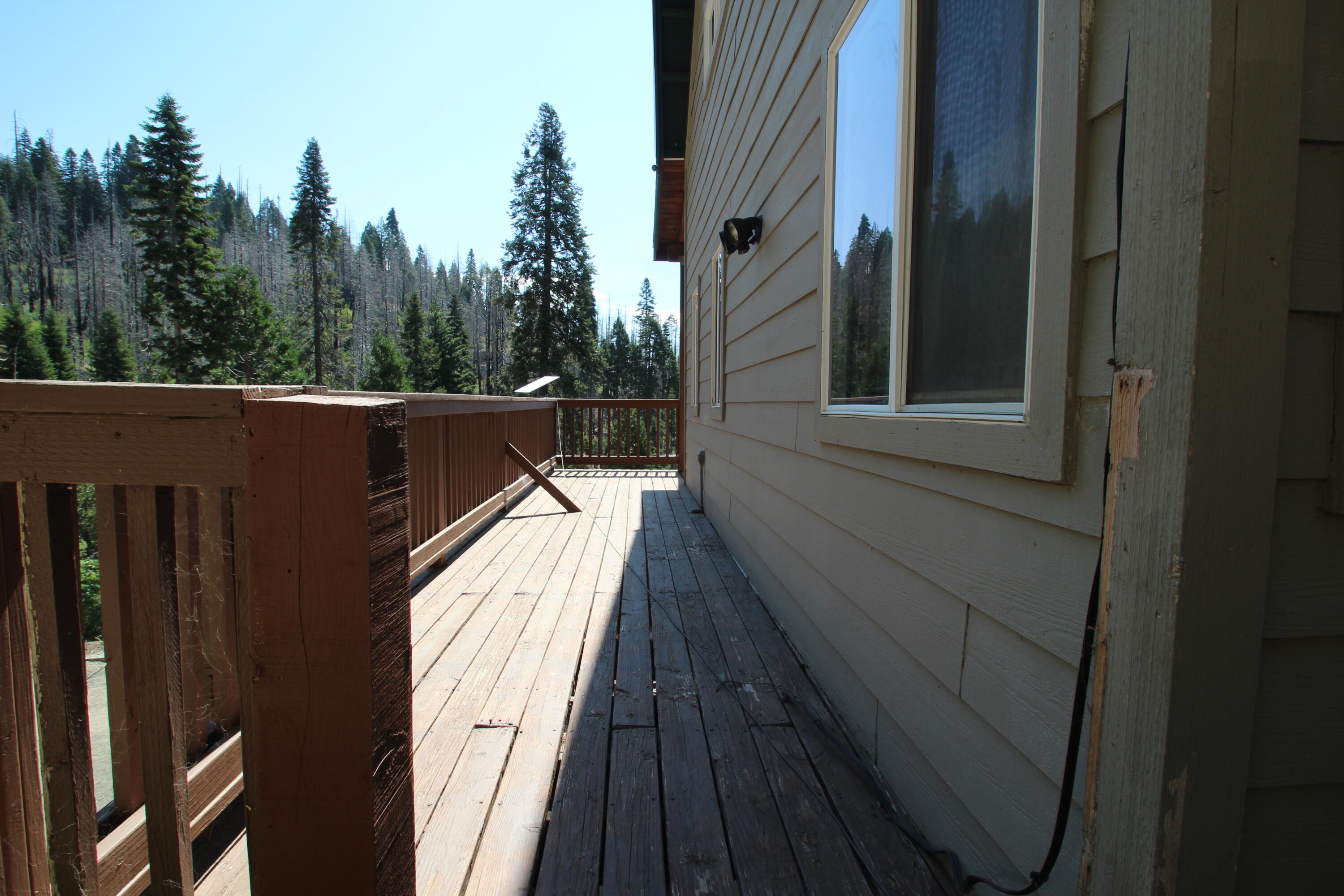 53434 Redwood Dr, Springville, CA 93265