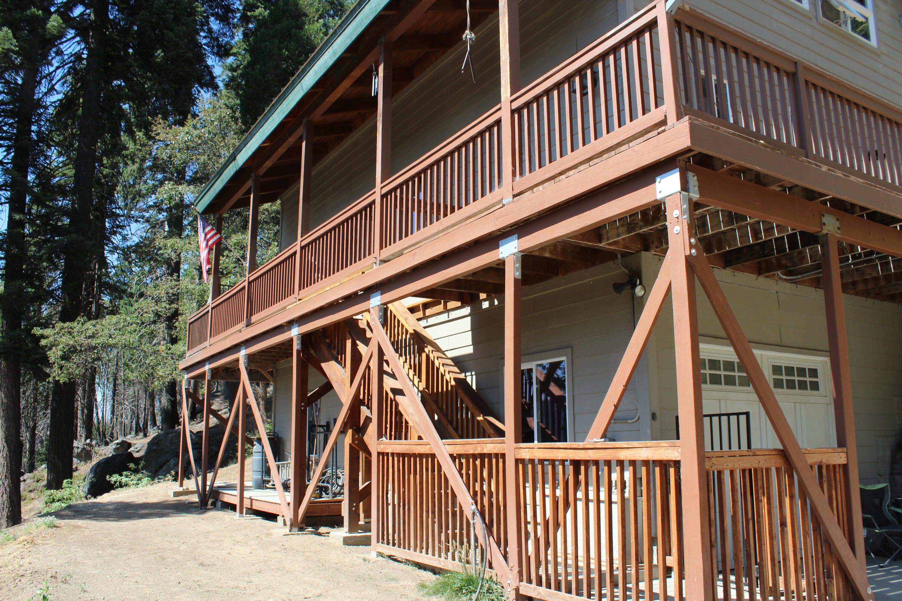 53434 Redwood Dr, Springville, CA 93265