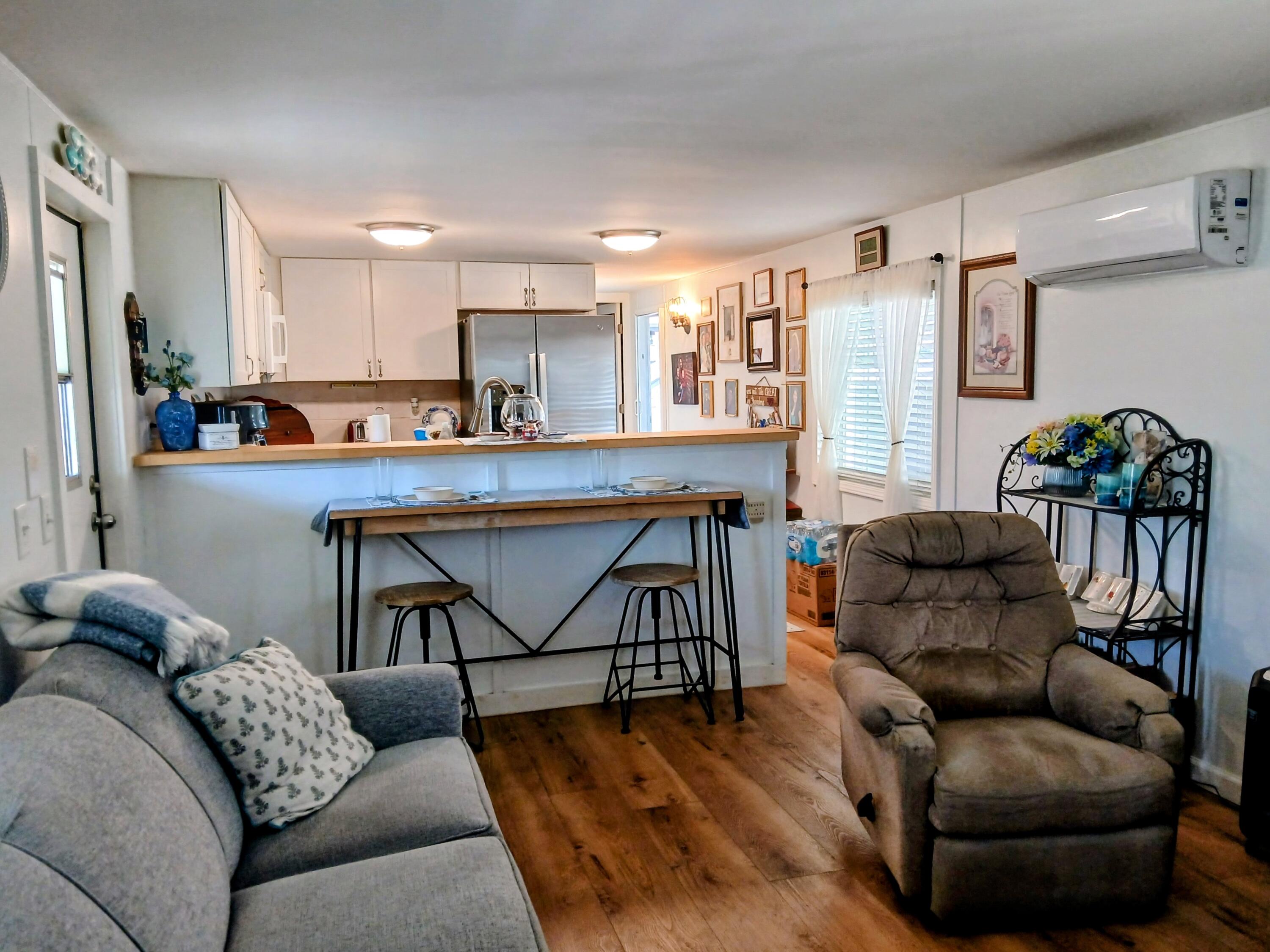 1370 W Grand Ave #104, Grover Beach, CA 93433