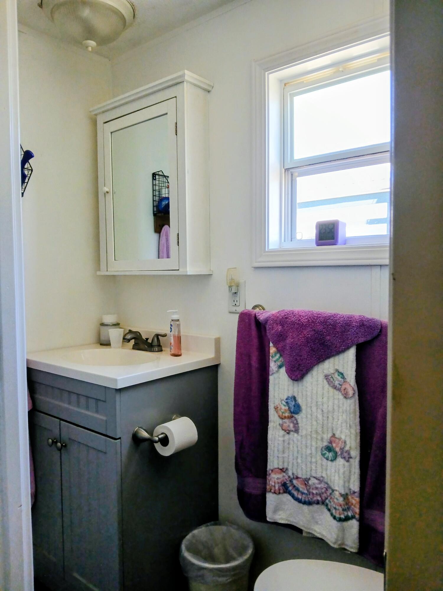 1370 W Grand Ave #104, Grover Beach, CA 93433