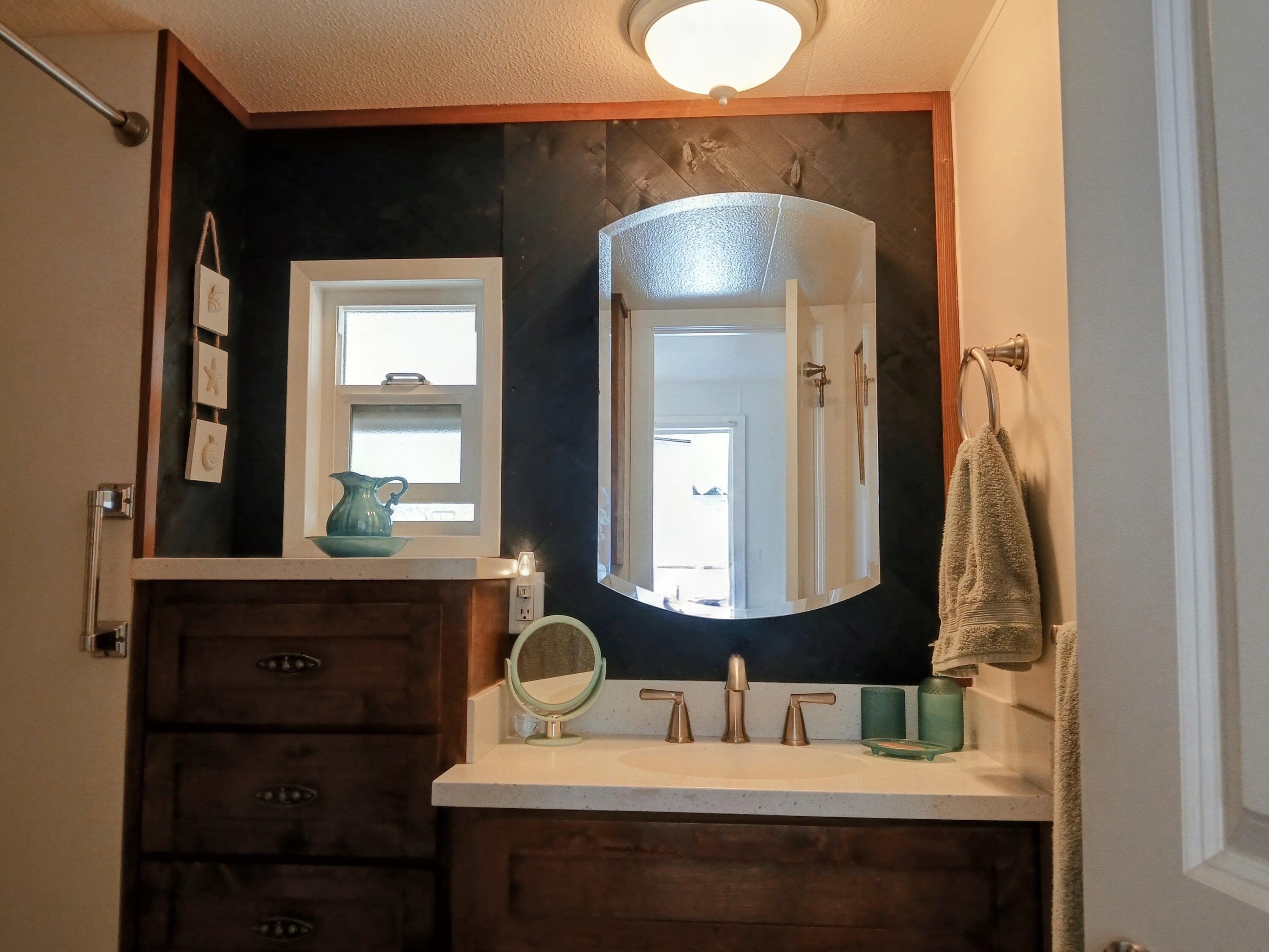 1370 W Grand Ave #104, Grover Beach, CA 93433