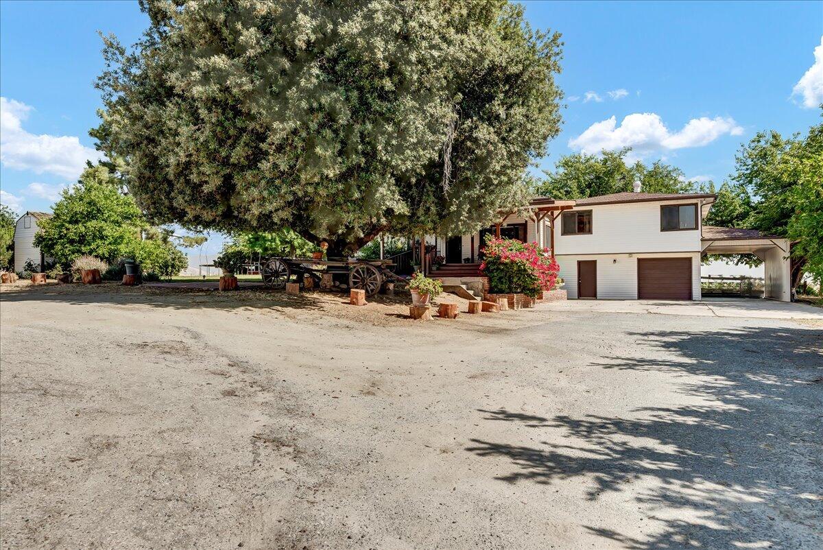 28002 Ave 56, Porterville, CA 93257