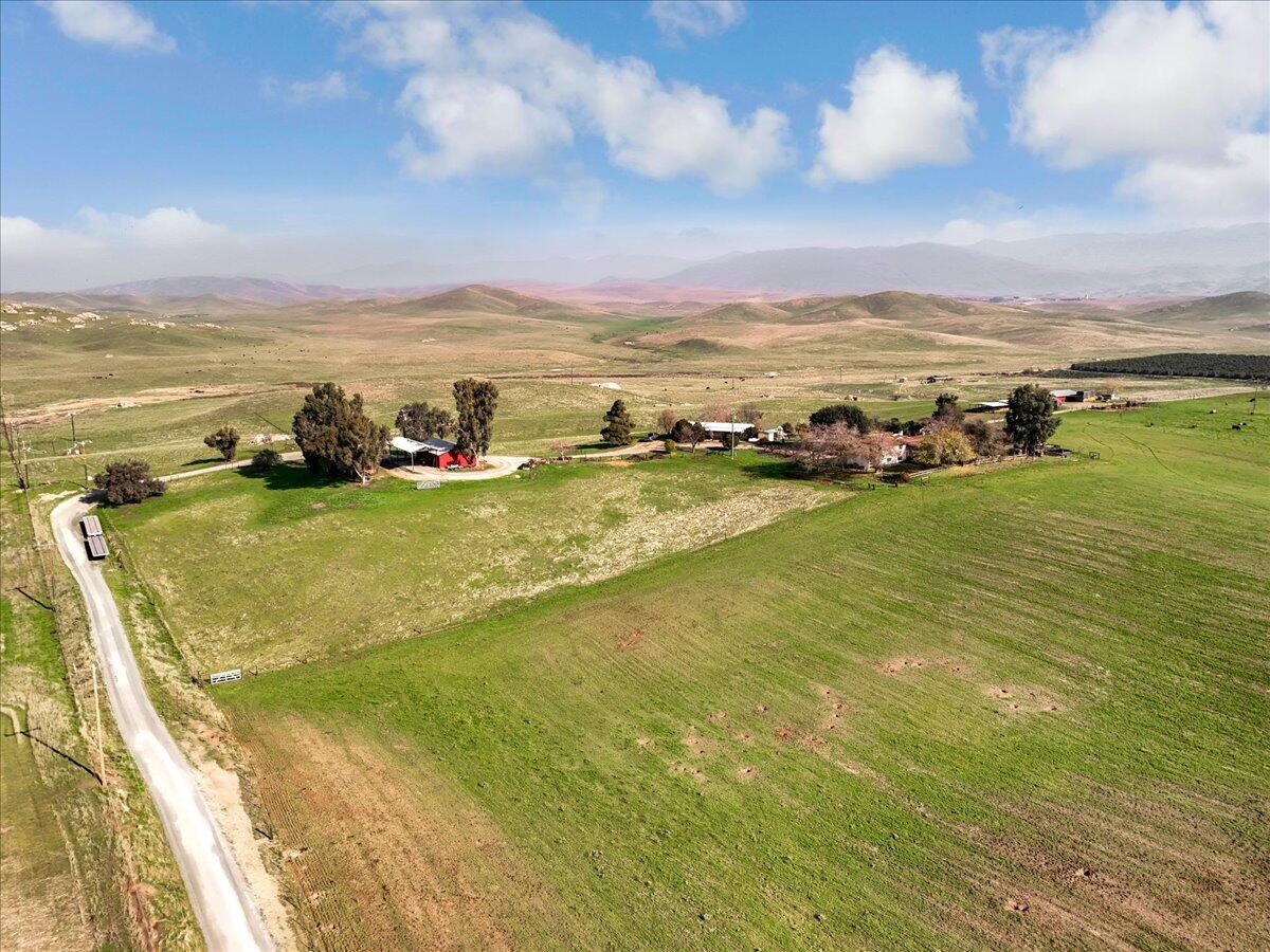 28002 Ave 56, Porterville, CA 93257