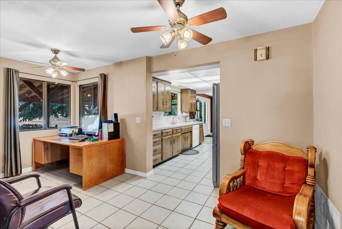 28002 Ave 56, Porterville, CA 93257