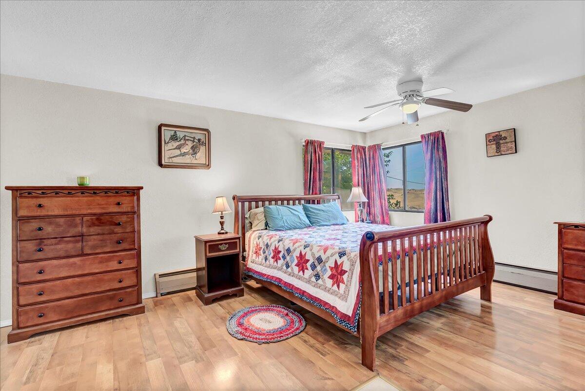 28002 Ave 56, Porterville, CA 93257