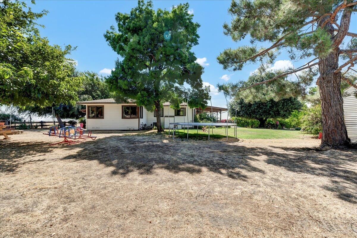 28002 Ave 56, Porterville, CA 93257