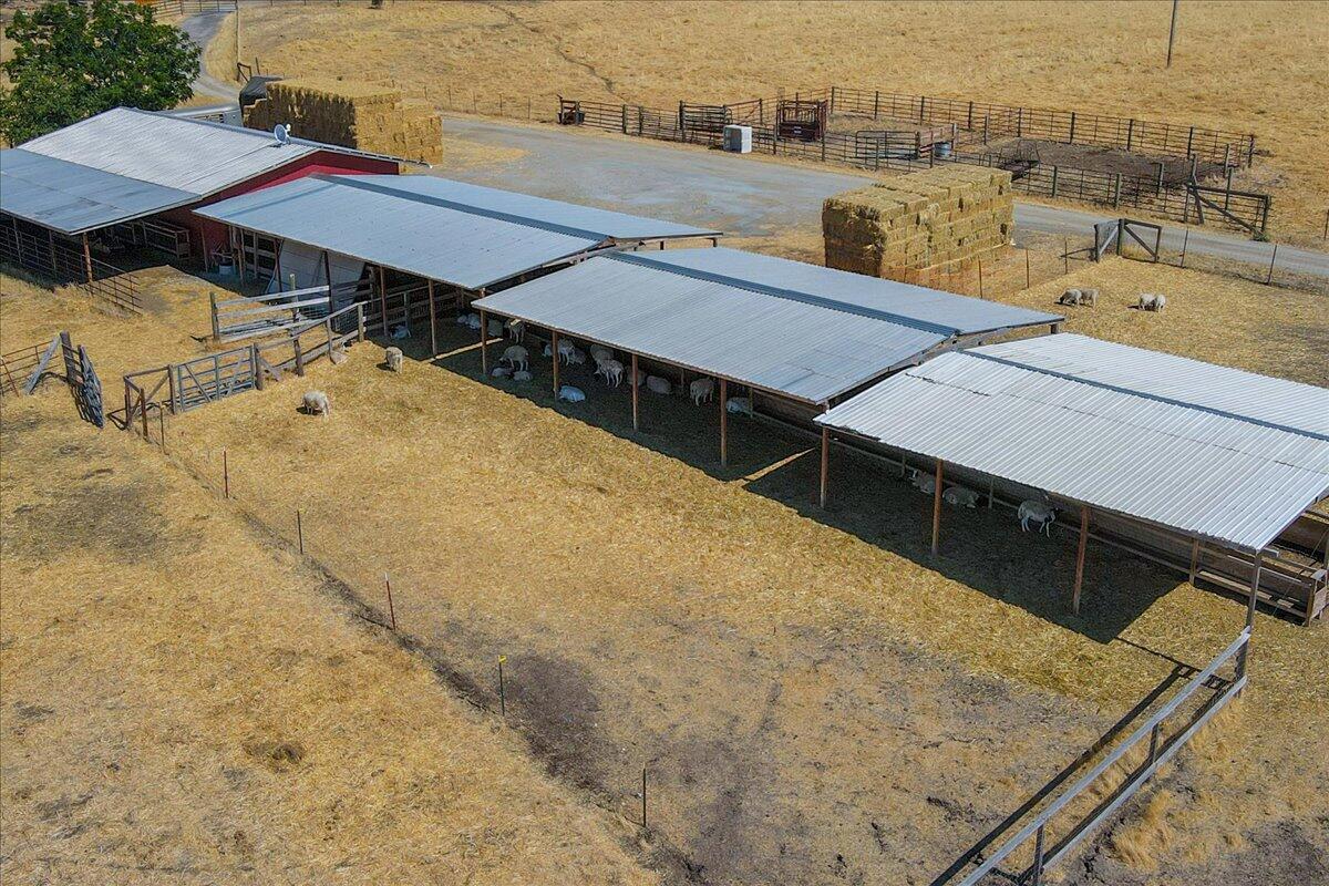 28002 Ave 56, Porterville, CA 93257