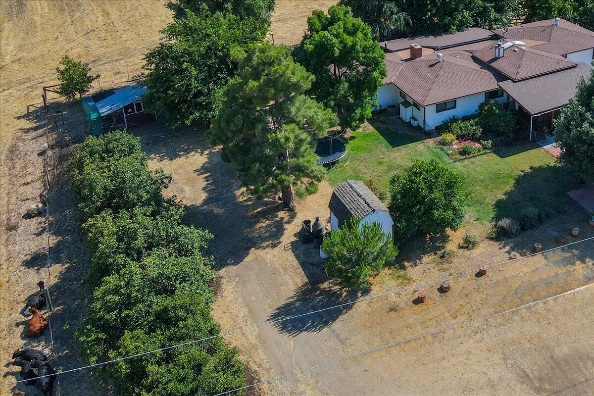 28002 Ave 56, Porterville, CA 93257