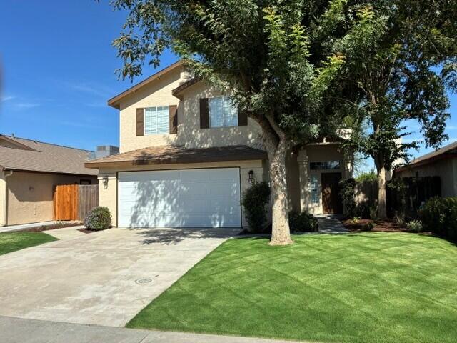 670 12th Ave, Kingsburg, CA 93631