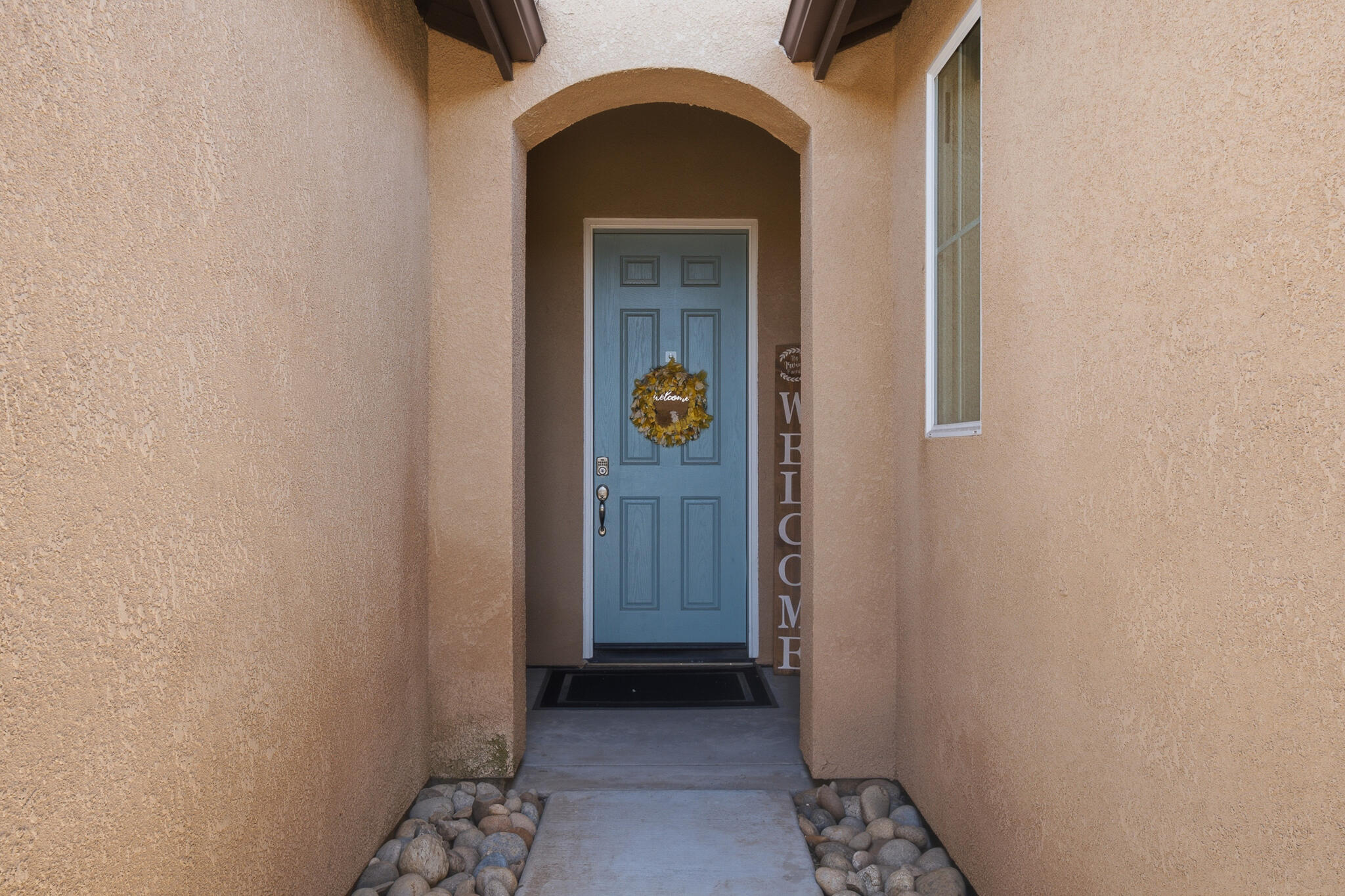 1977 Sherbrook Ave, Tulare, CA 93274