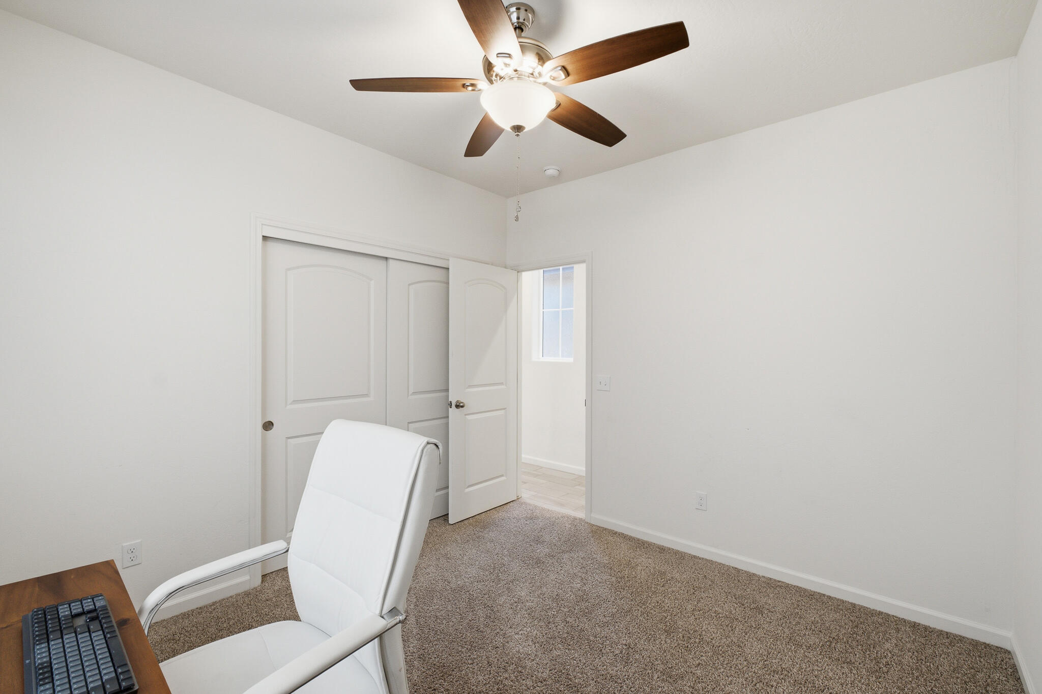 1977 Sherbrook Ave, Tulare, CA 93274