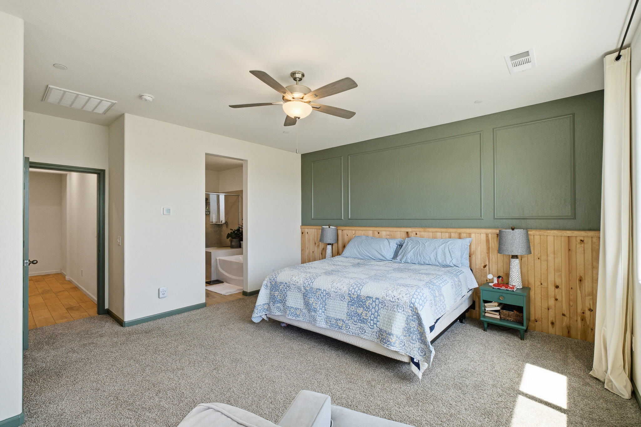 1977 Sherbrook Ave, Tulare, CA 93274