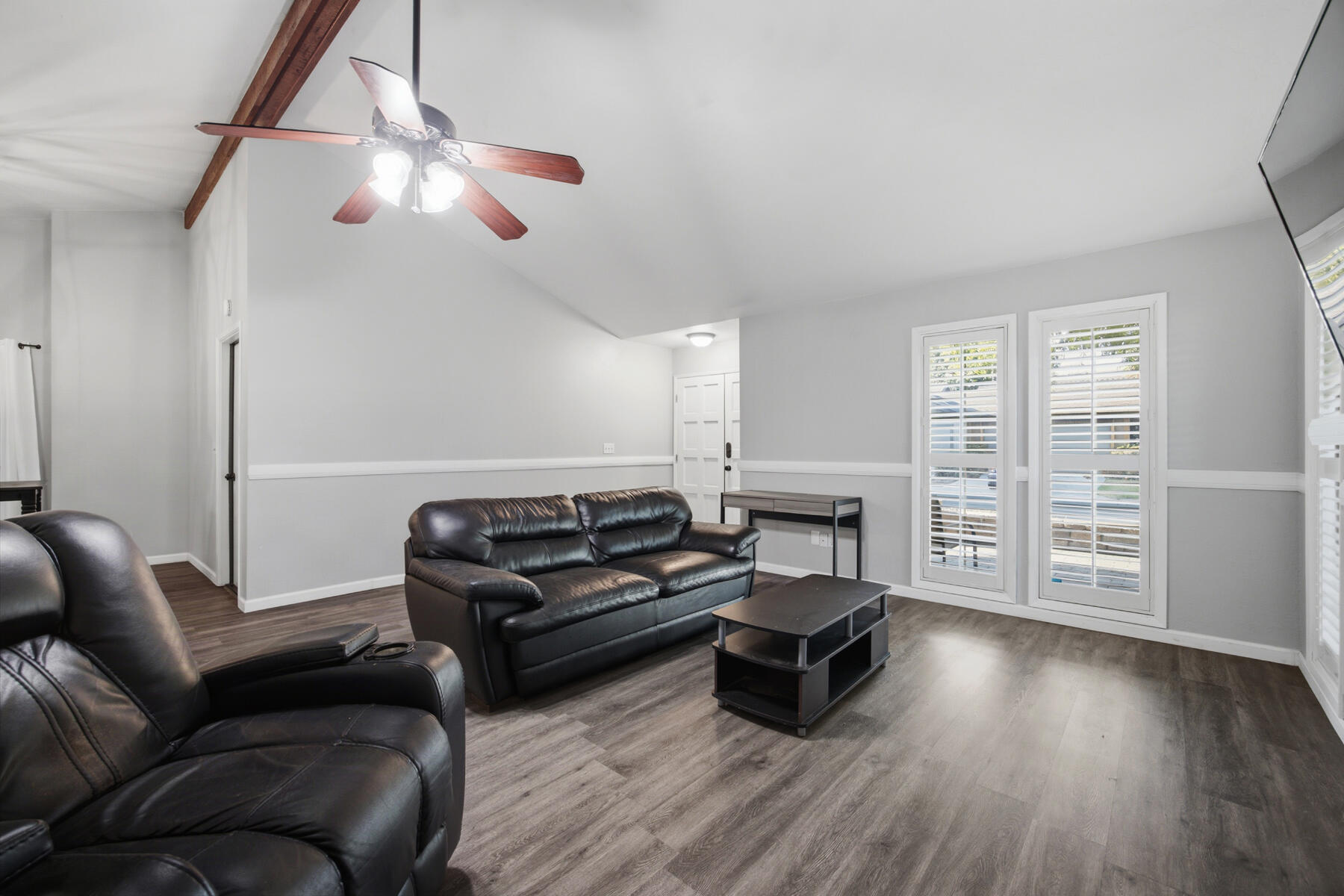 2520 E Tulare Ave, Visalia, CA 93292
