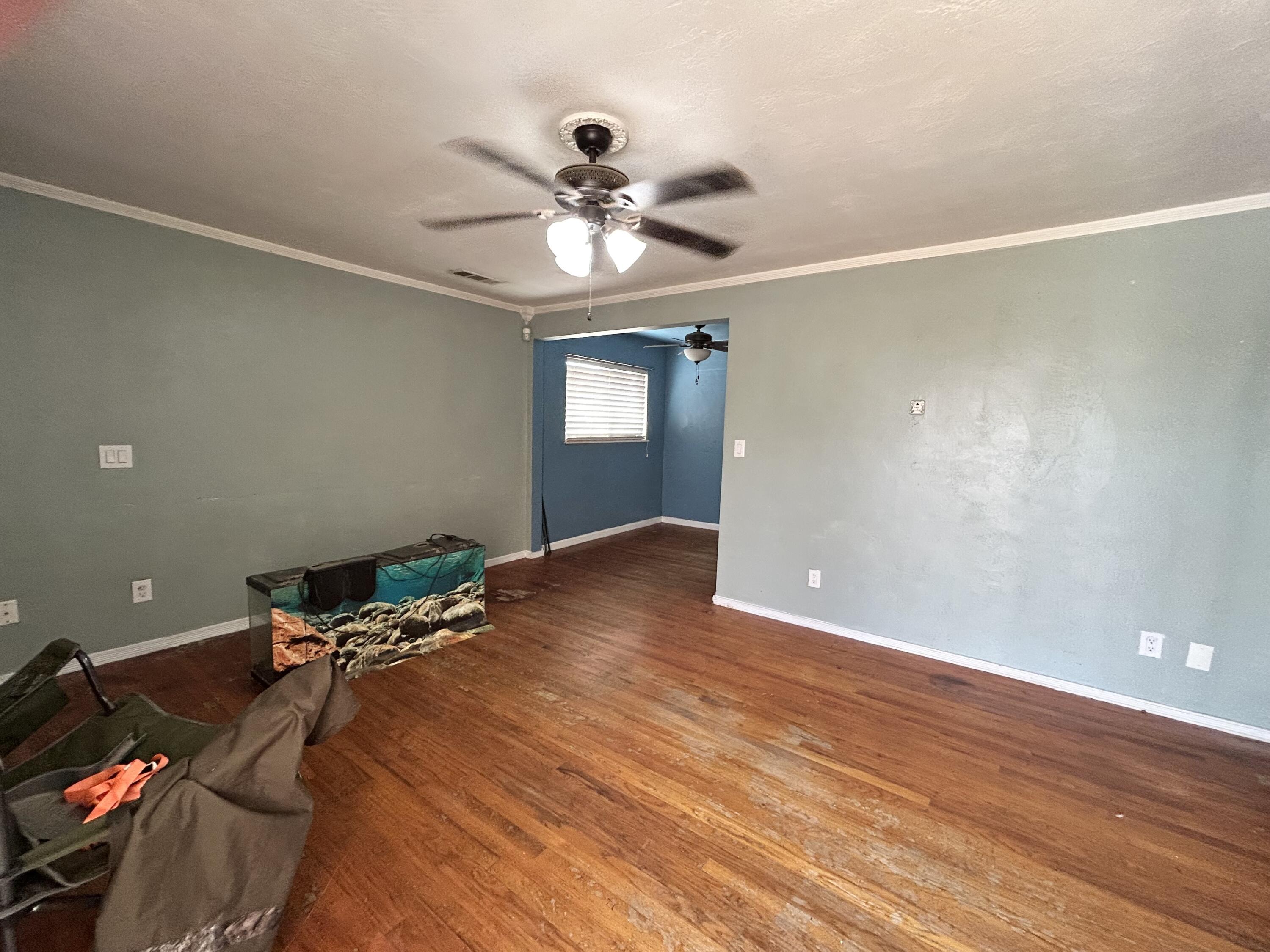 603 S Spruce St, Tulare, CA 93274