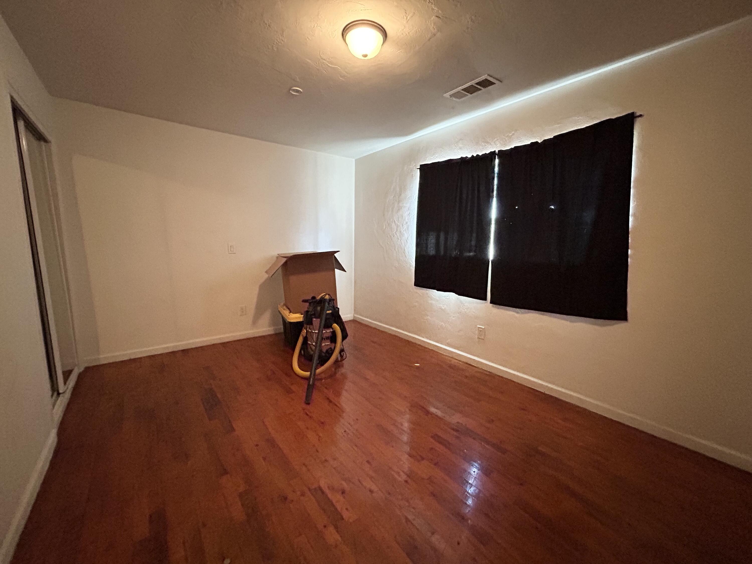 603 S Spruce St, Tulare, CA 93274