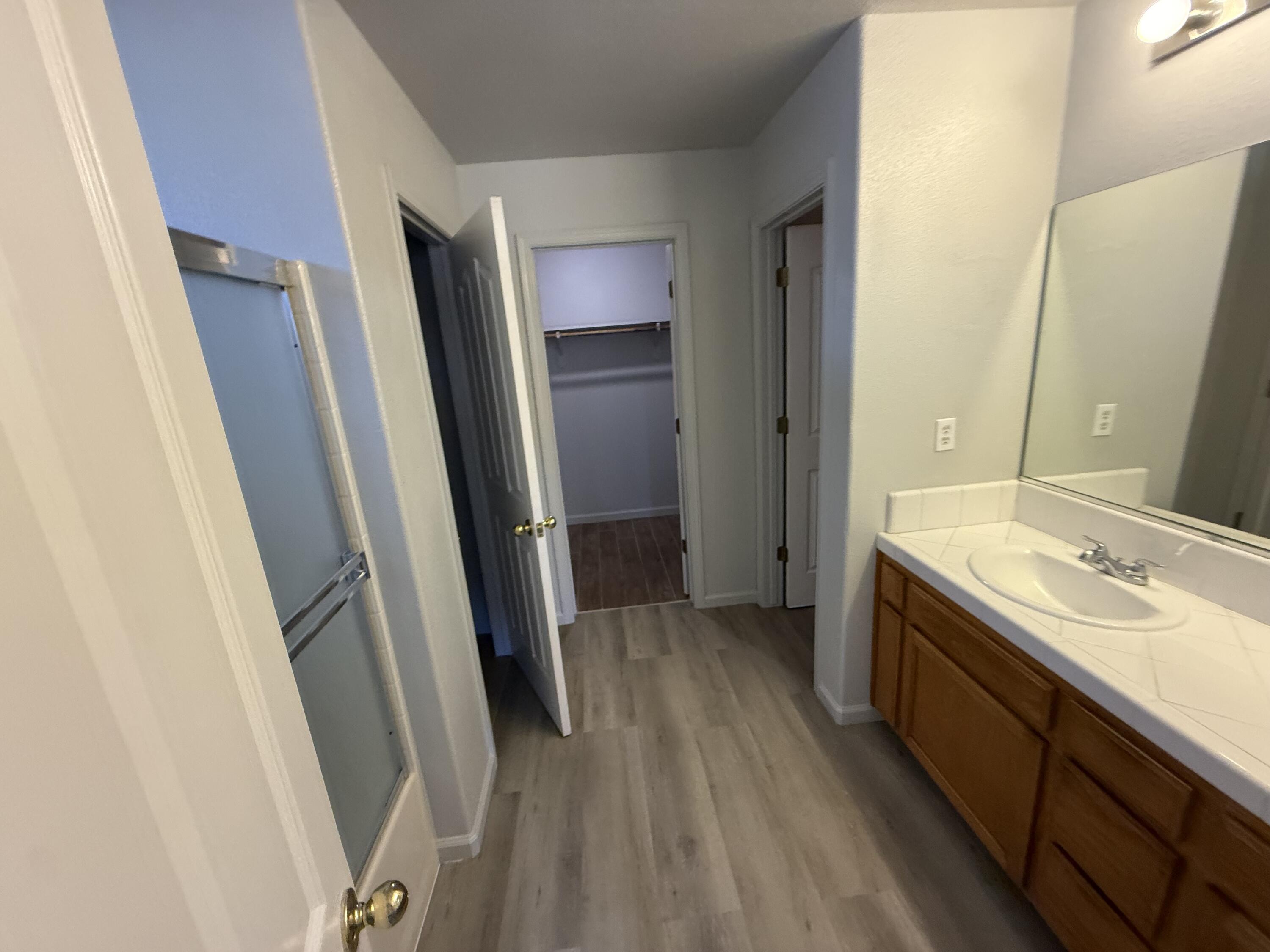 712 Moraga Ct, Tulare, CA 93274
