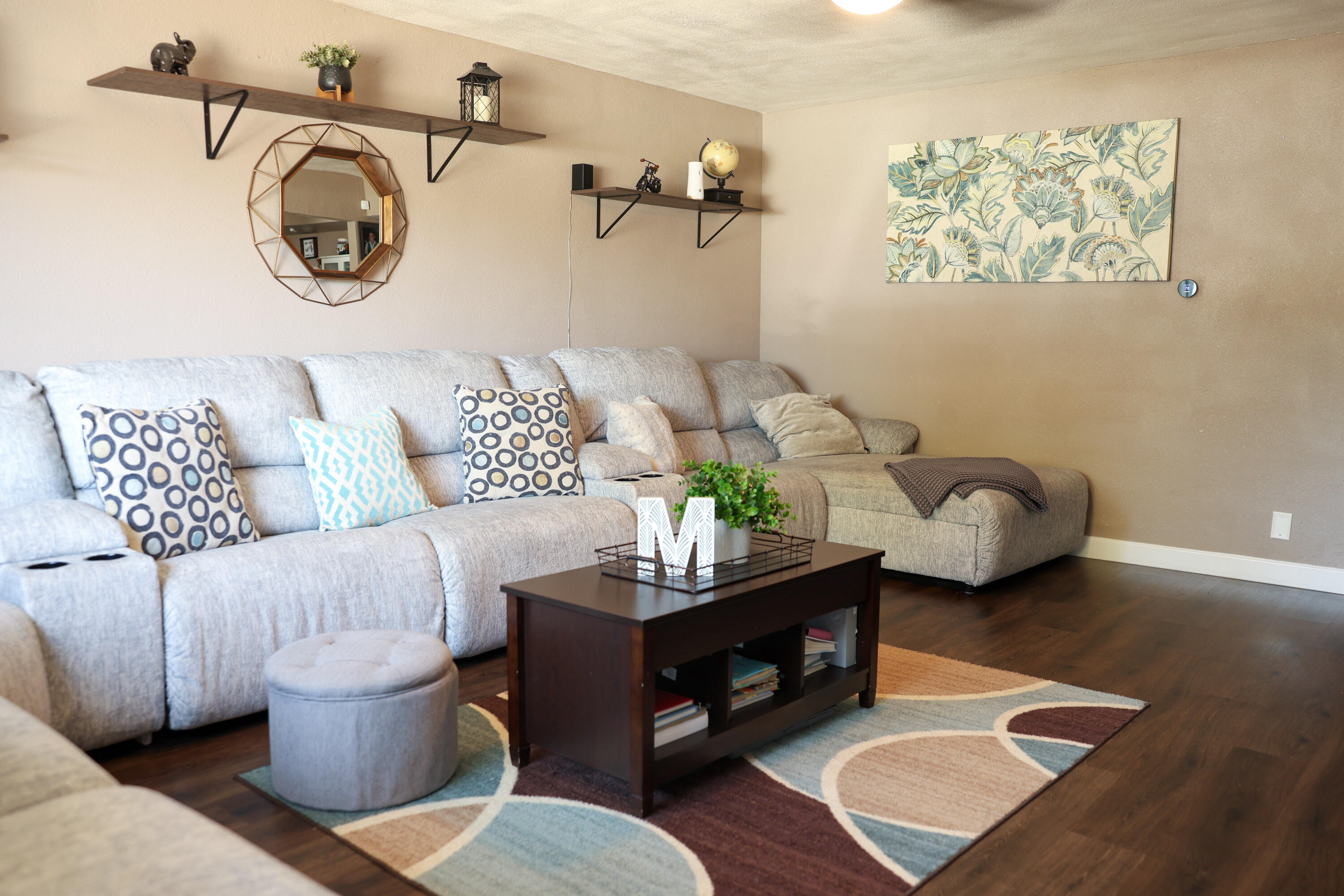 1709 E Burton Ave, Tulare, CA 93274