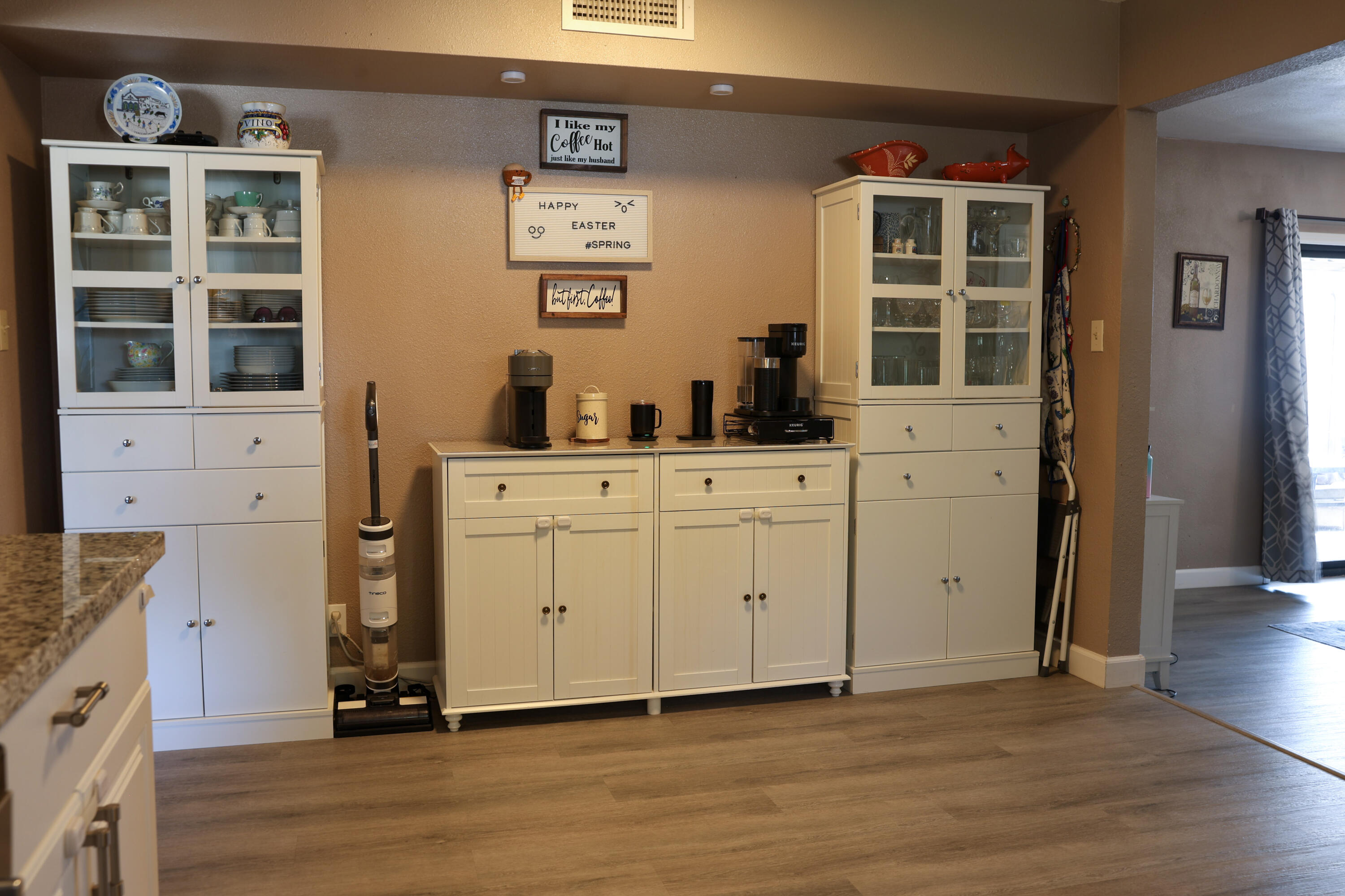 1709 E Burton Ave, Tulare, CA 93274