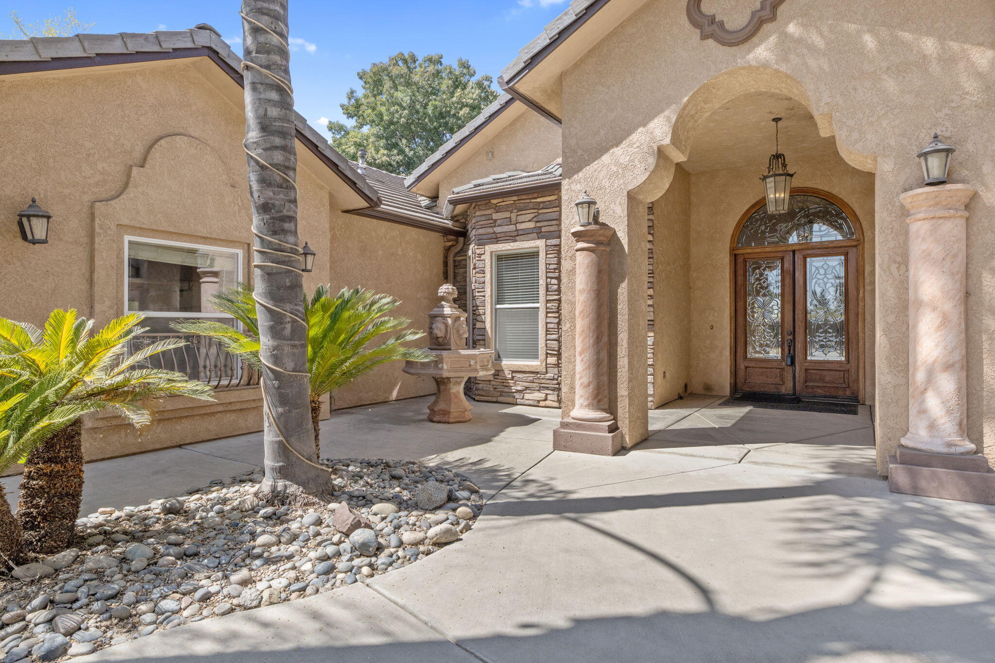 12524 Ave 320, Visalia, CA 93291