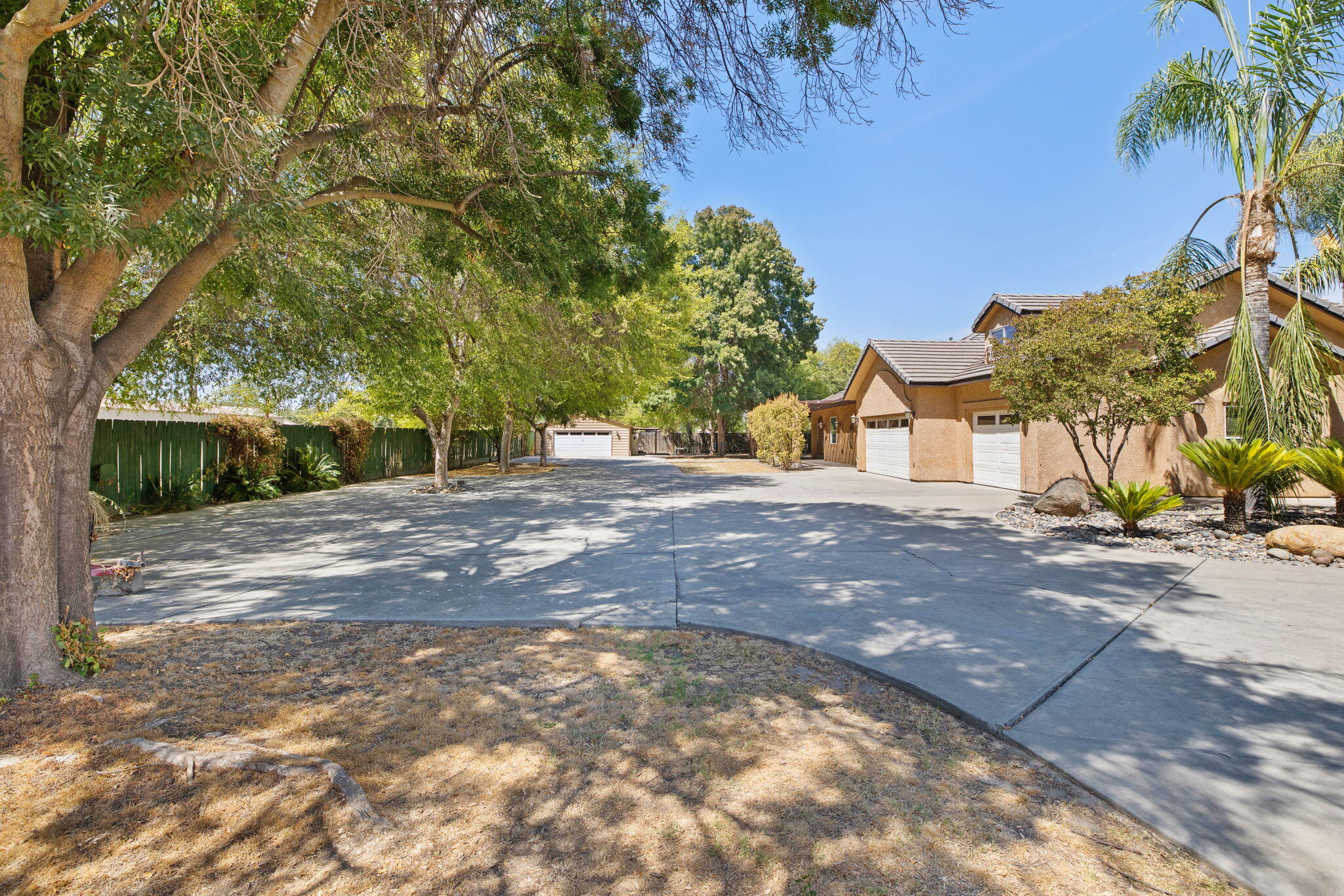 12524 Ave 320, Visalia, CA 93291