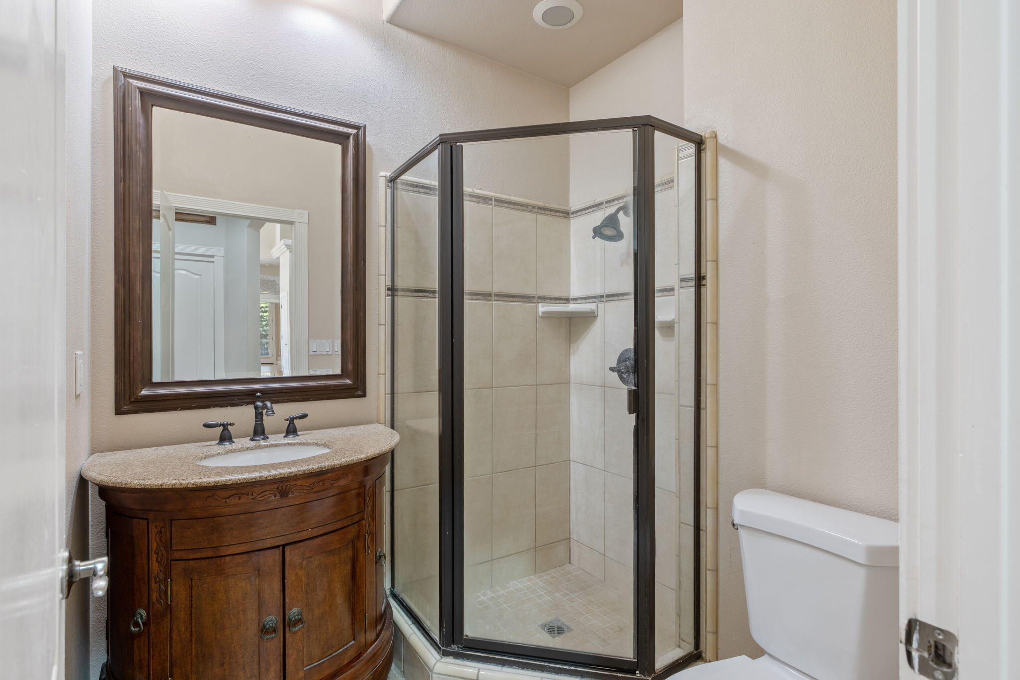 12524 Ave 320, Visalia, CA 93291