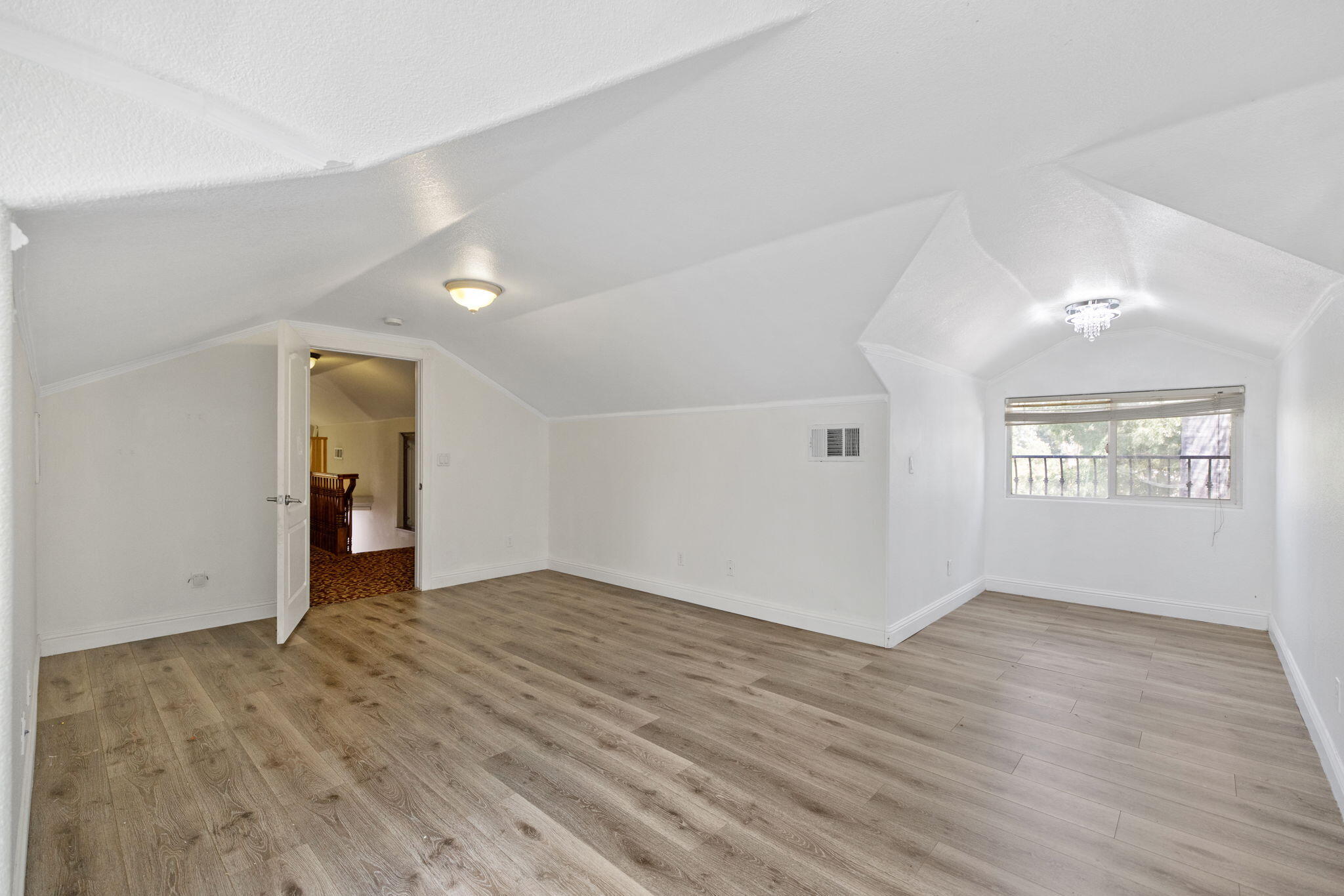 12524 Ave 320, Visalia, CA 93291