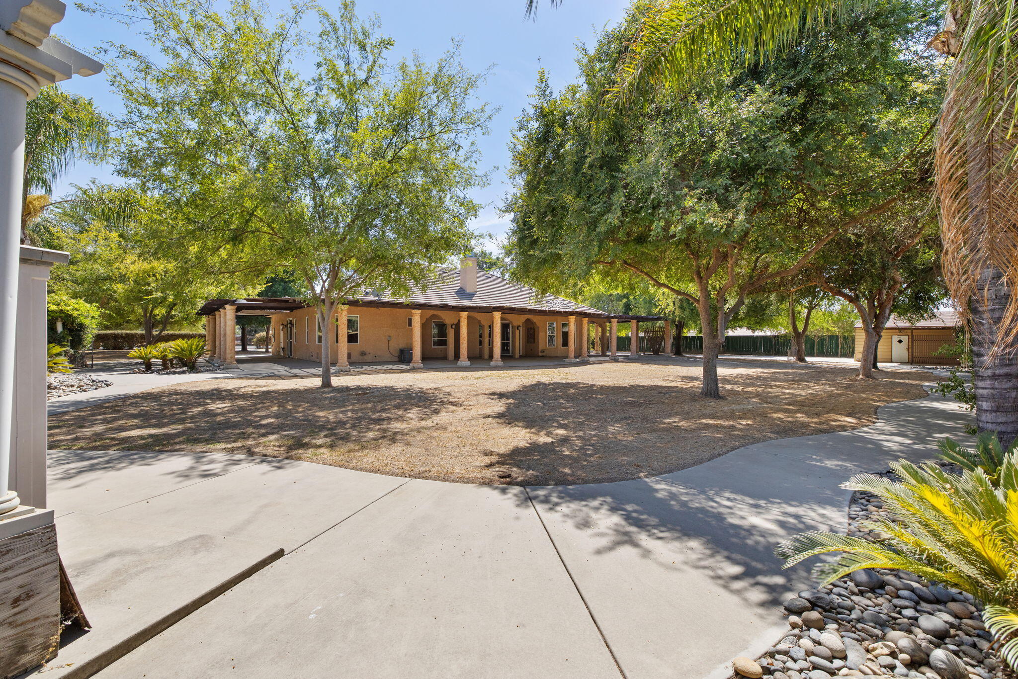 12524 Ave 320, Visalia, CA 93291