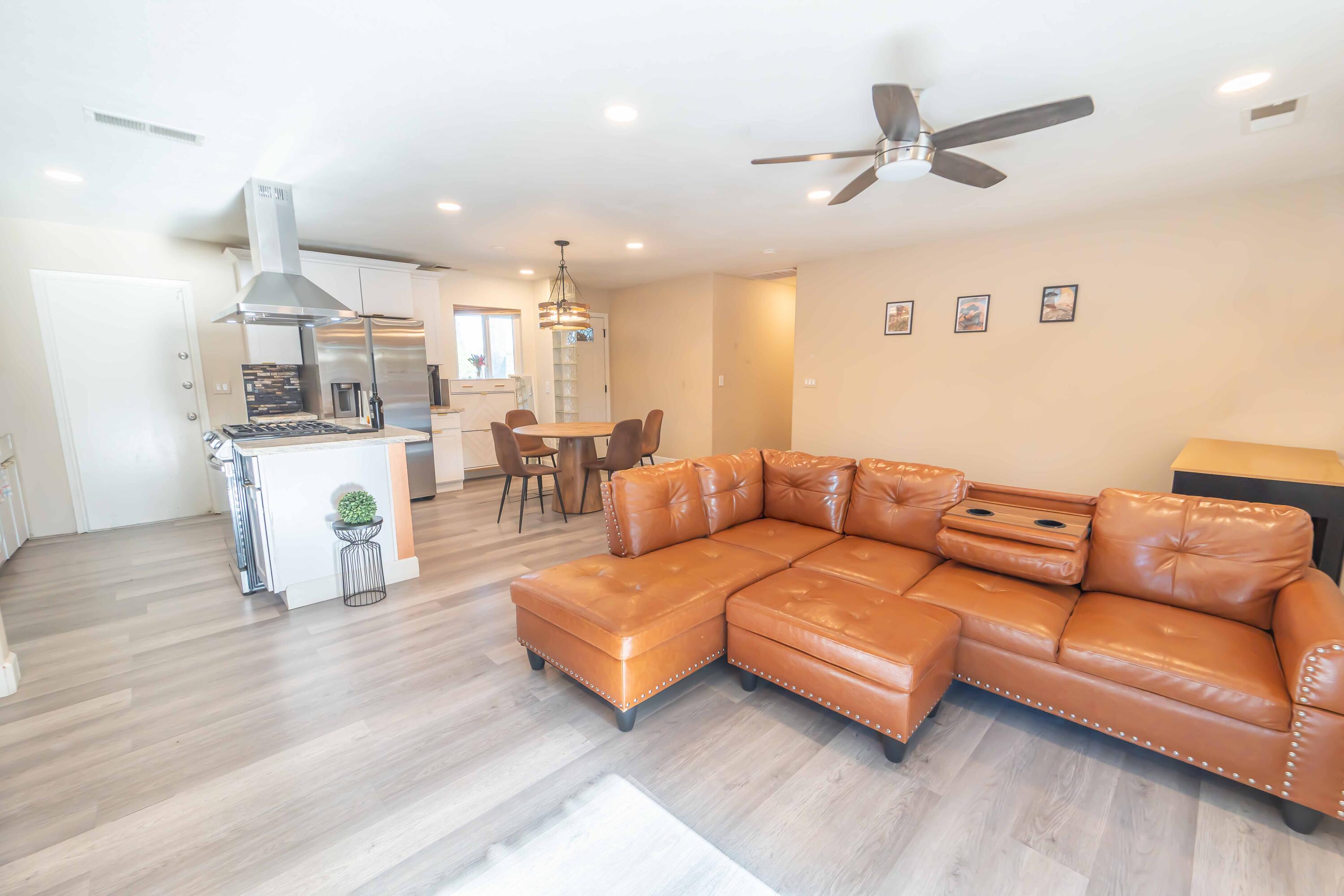 2323 S Peppertree St, Visalia, CA 93277