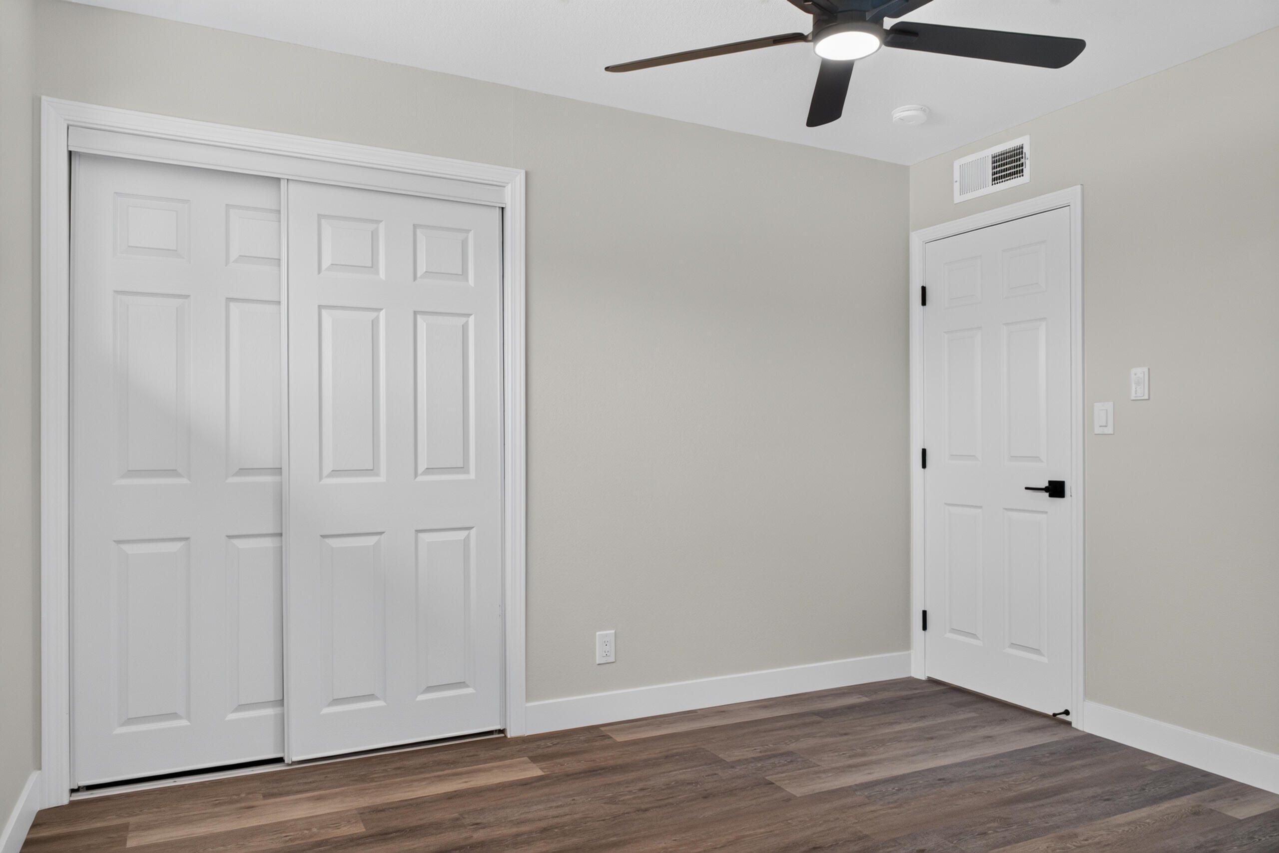 648 La Vida Ave, Porterville, CA 93257