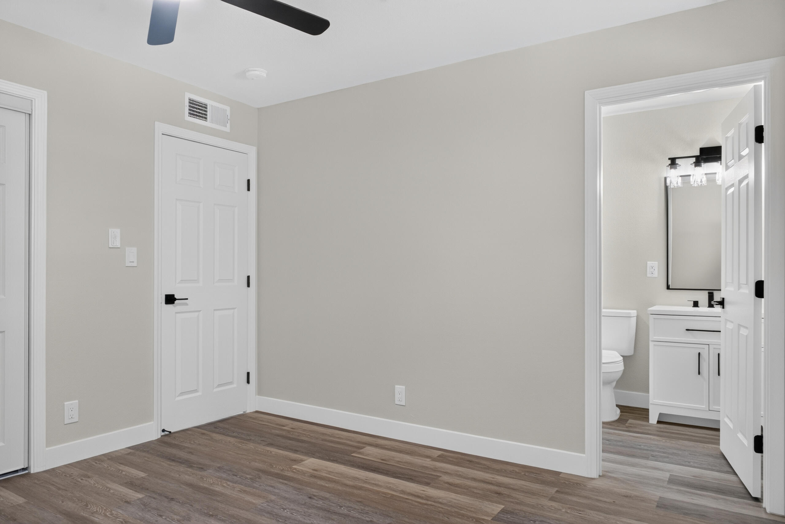 648 La Vida Ave, Porterville, CA 93257